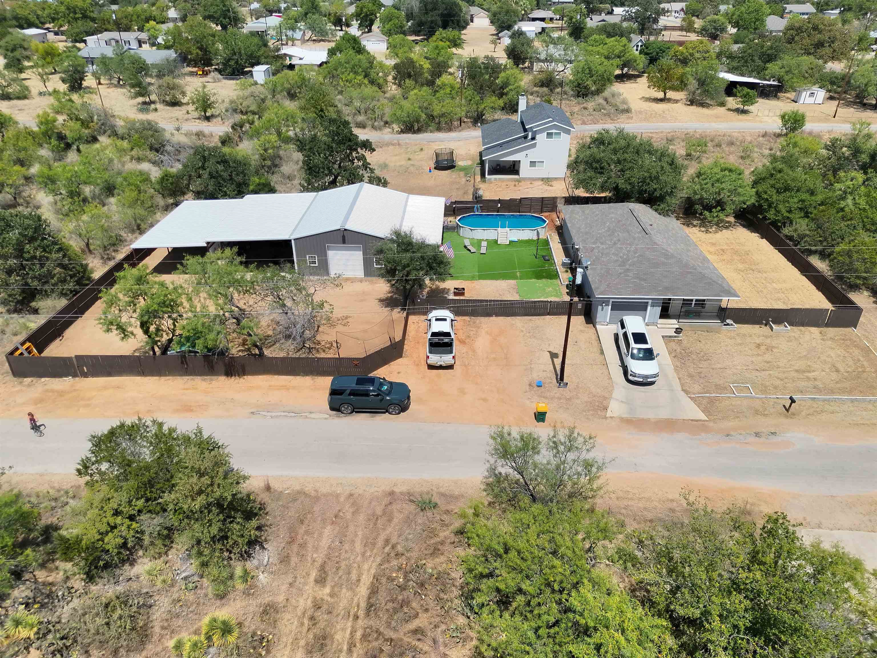 233 Oakhill Drive — photo