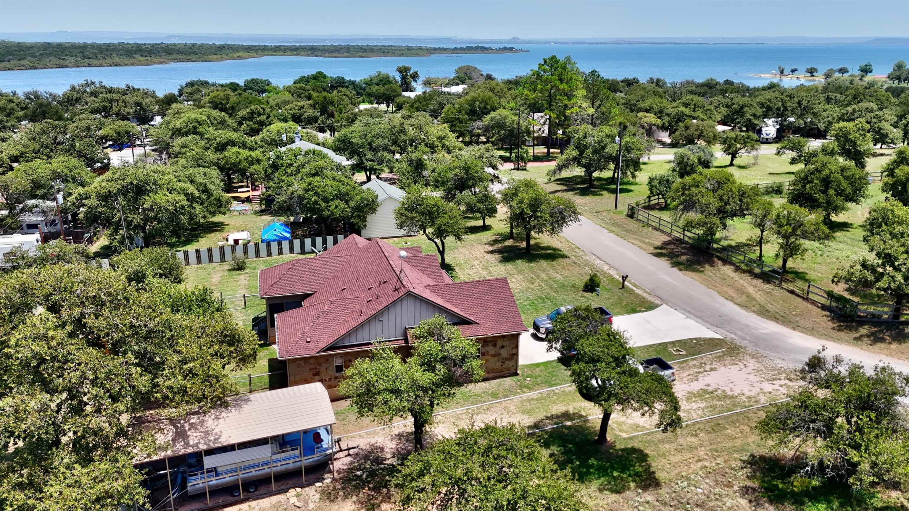 710 Panorama Drive — photo