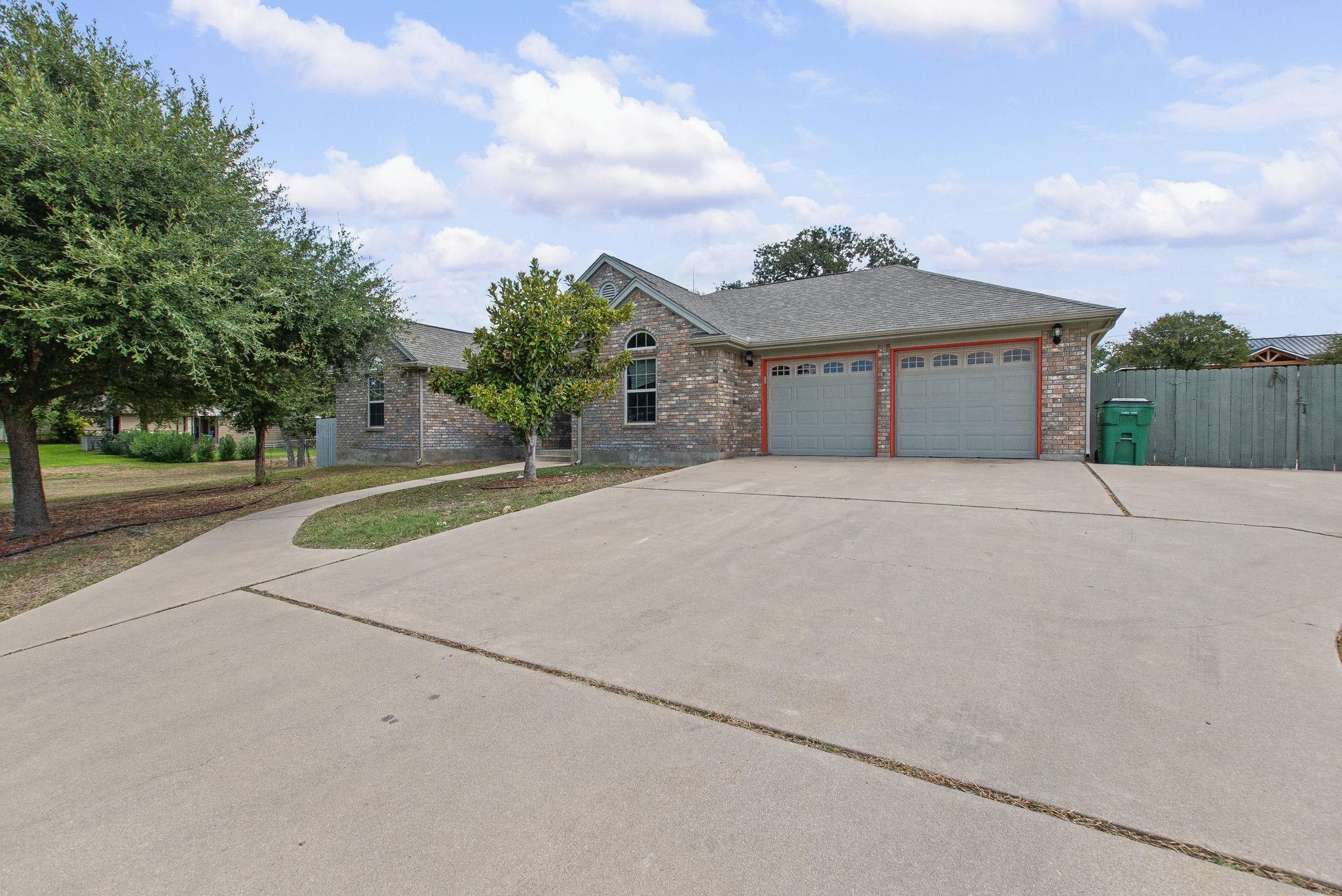 150 Chesterfield Drive — photo