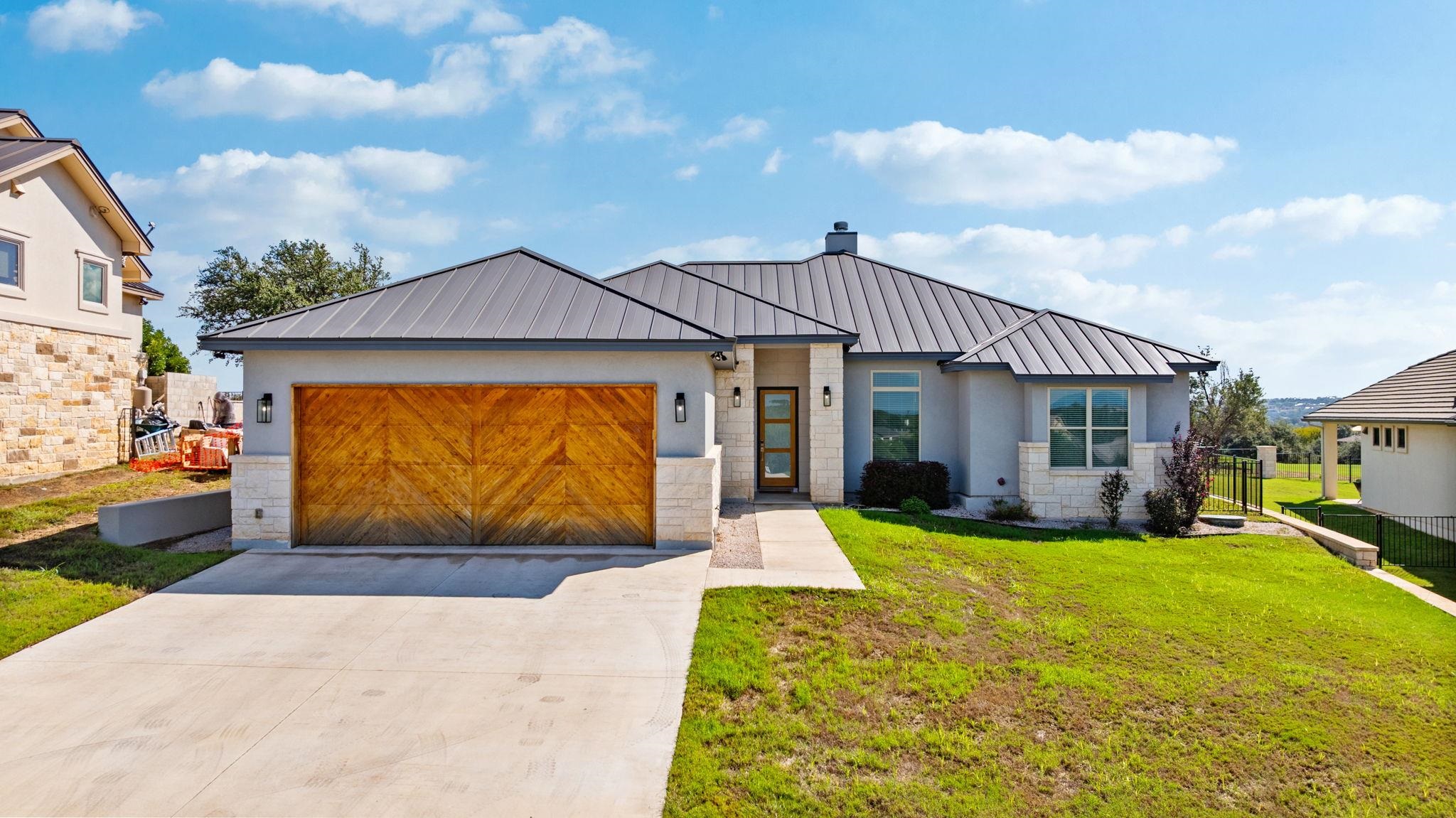 311 Outcrop — photo