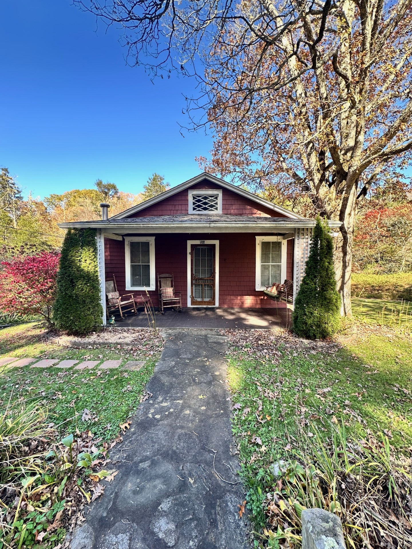571 Dillard Road — photo