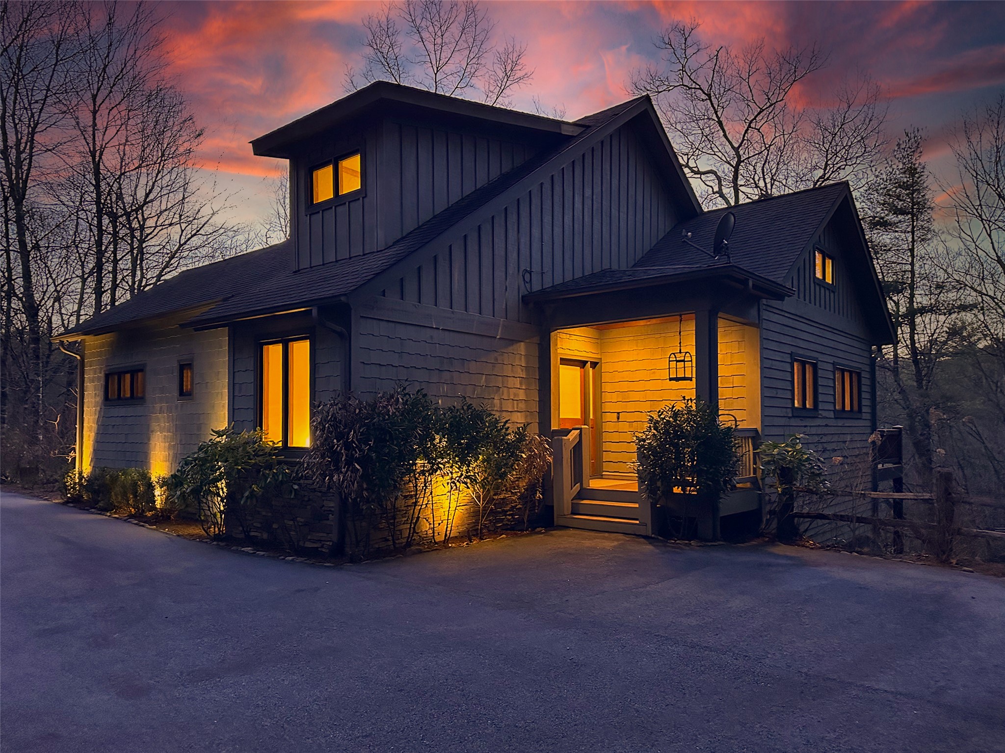 155 Springs Way — photo