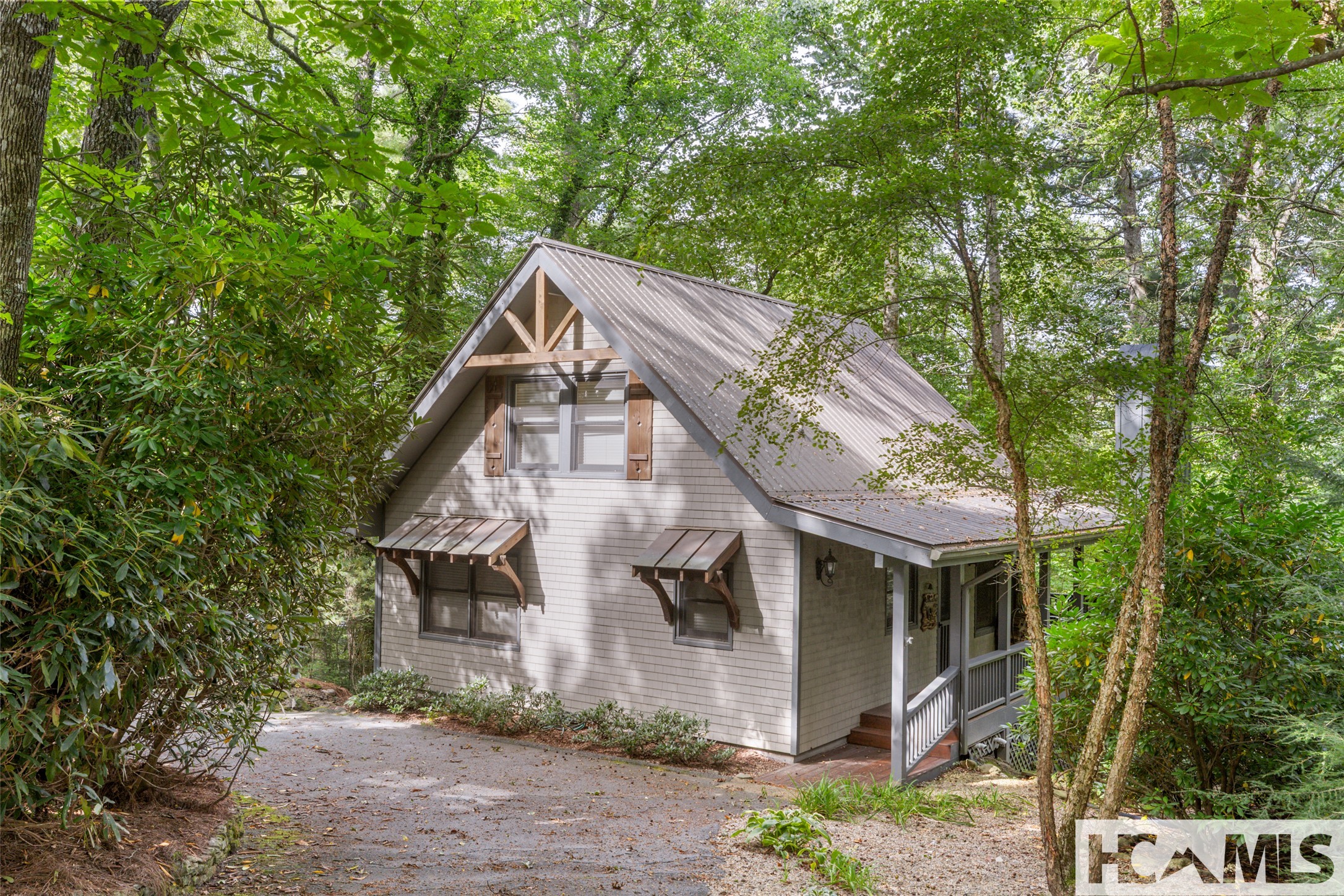 180 Wyanoak Road — photo