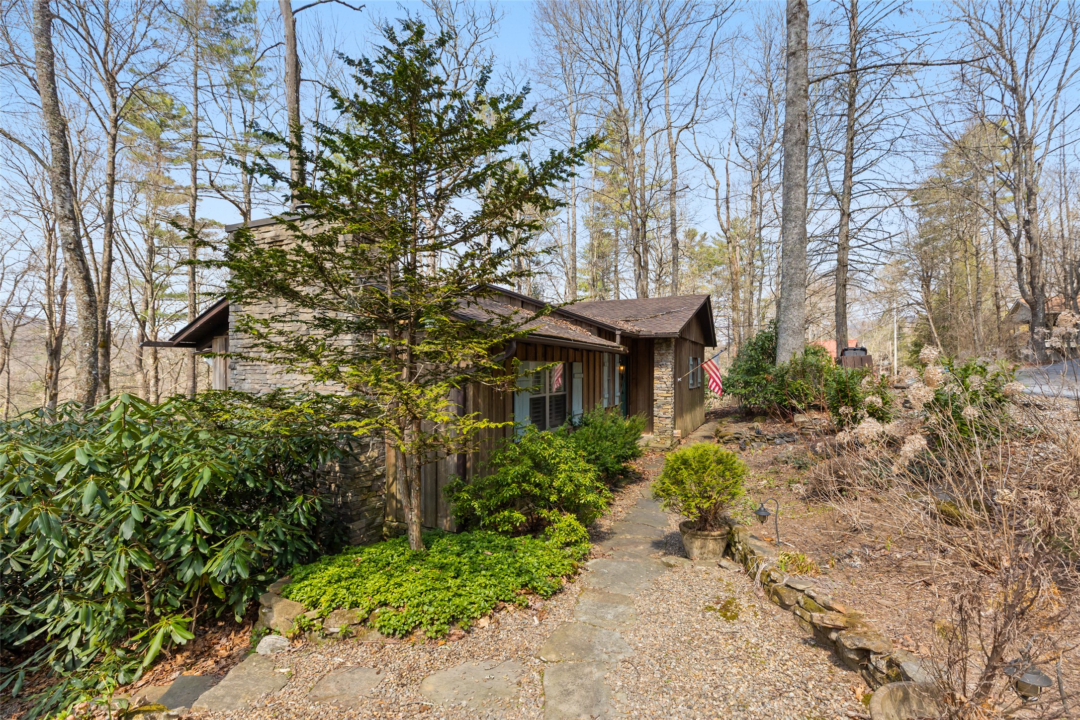 86 Dogwood Drive — photo