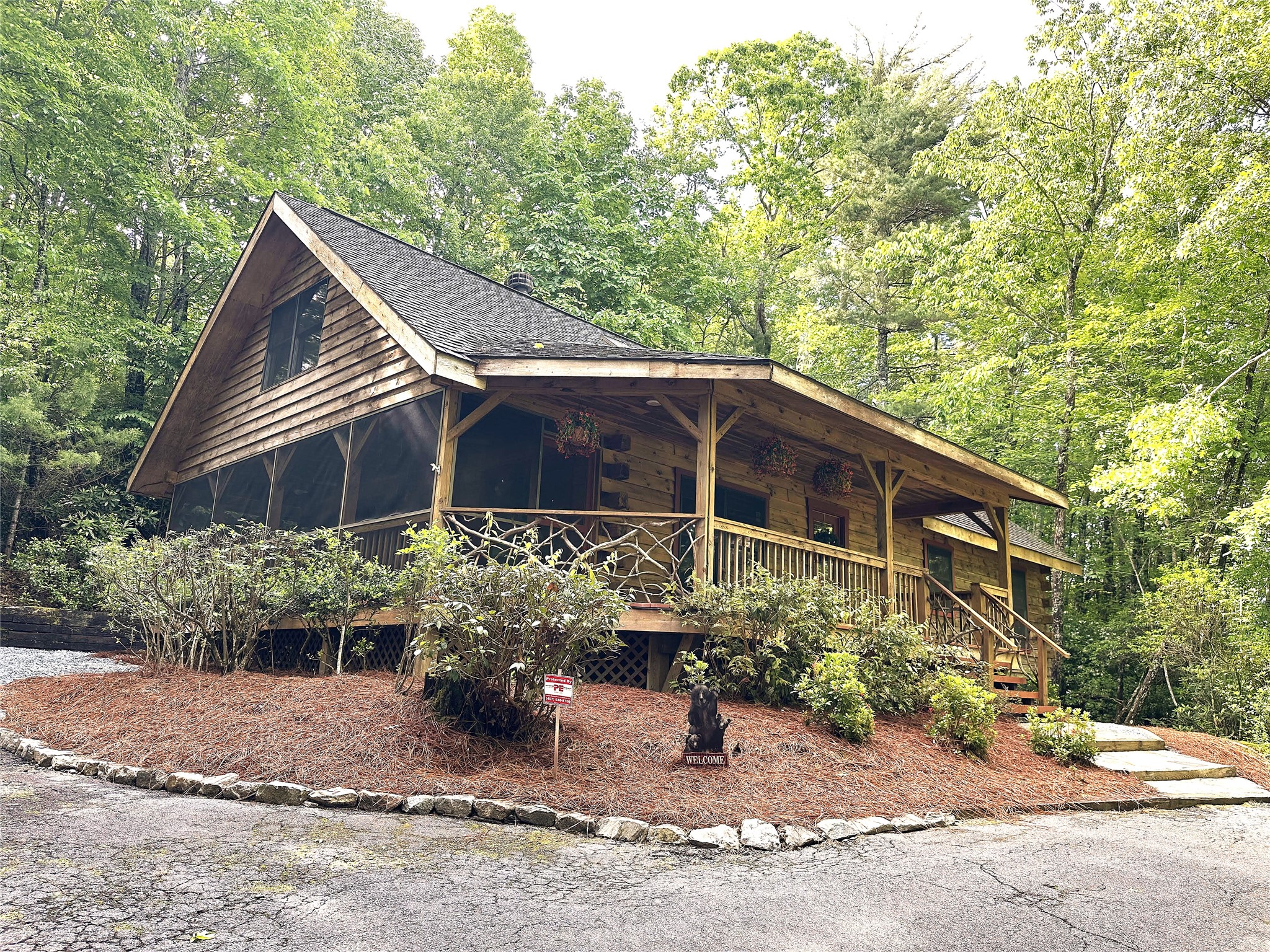 142 Golden Mist Court — photo