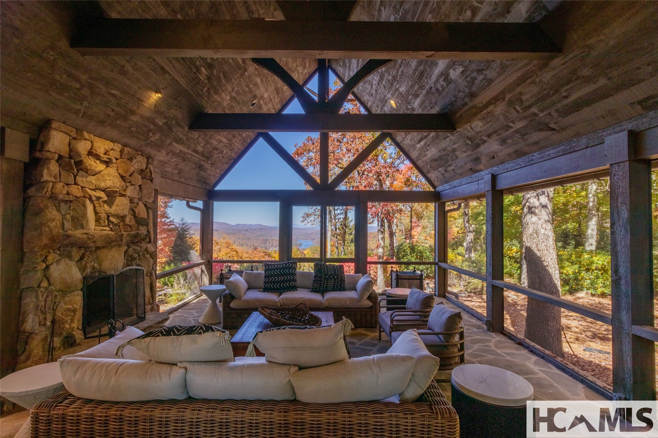 335 Kerry Hill Road — photo