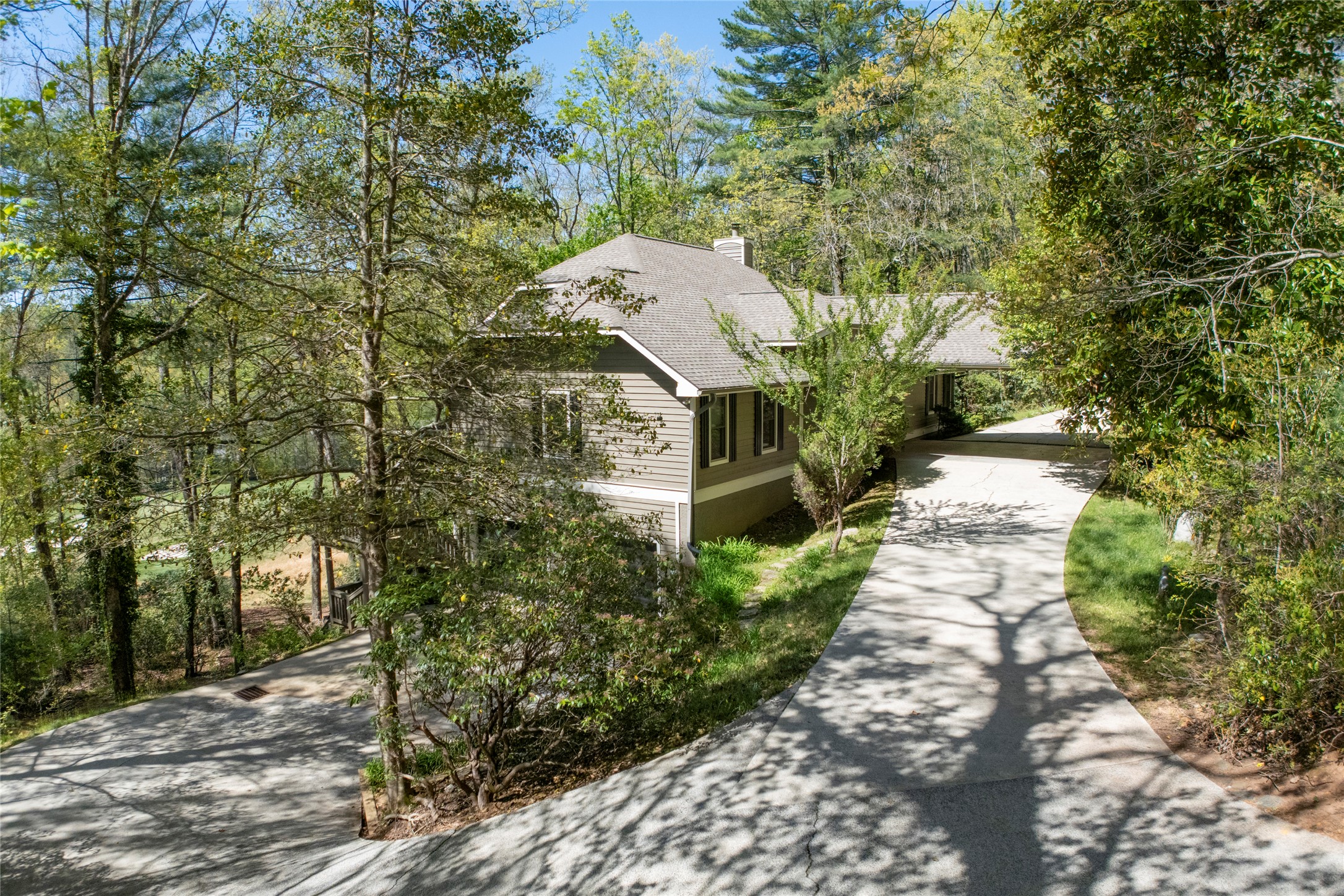 516 Cherokee Trace — photo