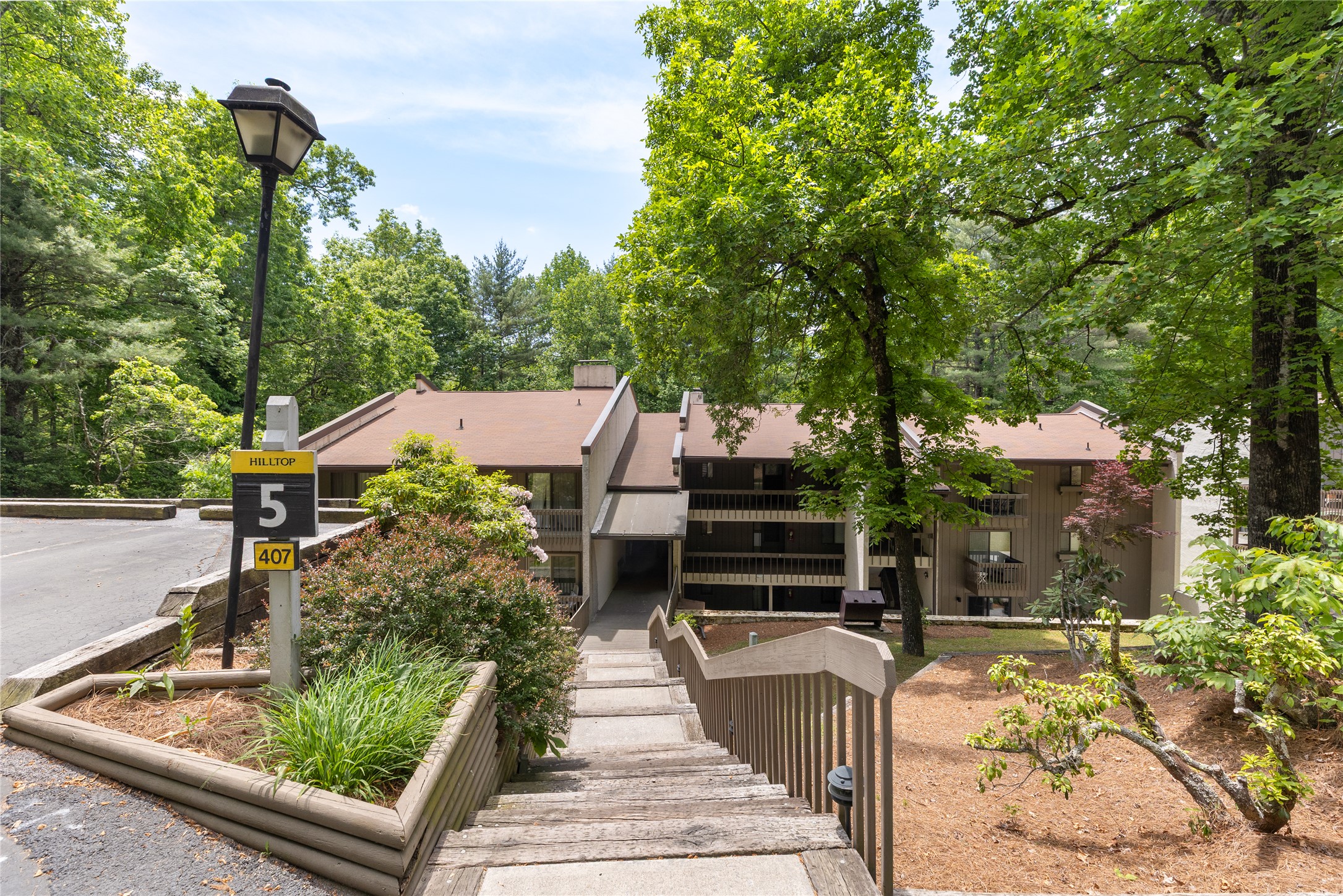 407 Overlook Road 5-3C — photo