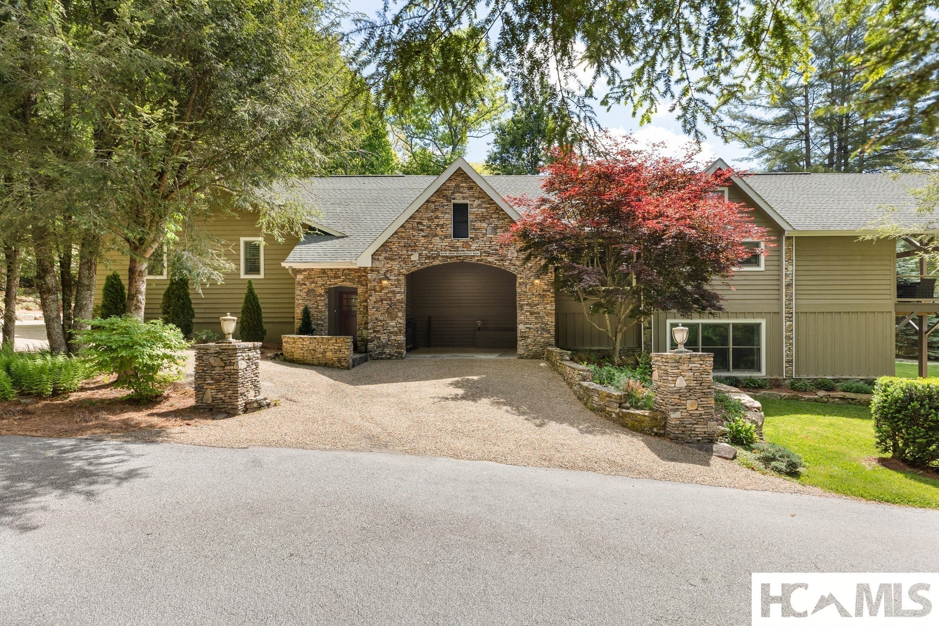 49 Blackberry Lane — photo