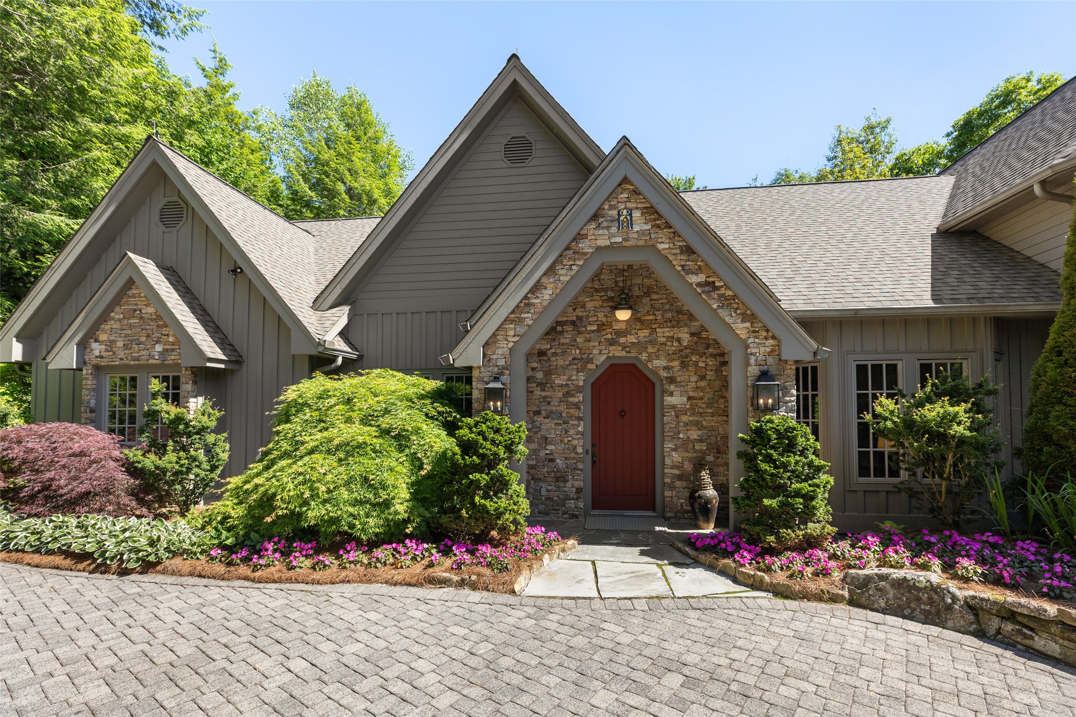 54 Pine Point, Highlands, NC 28741 — photo 2