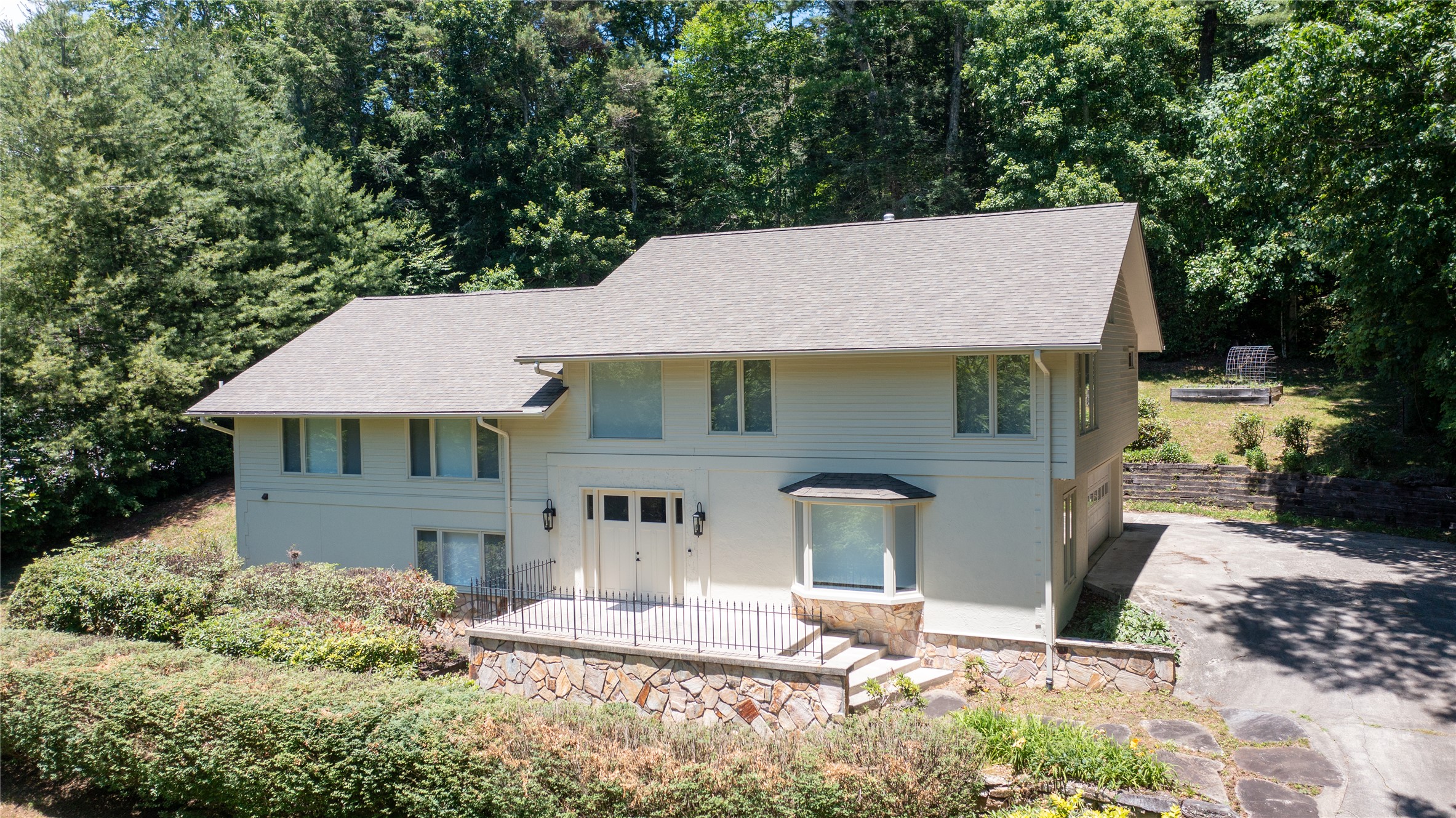 54 Deer Run — photo