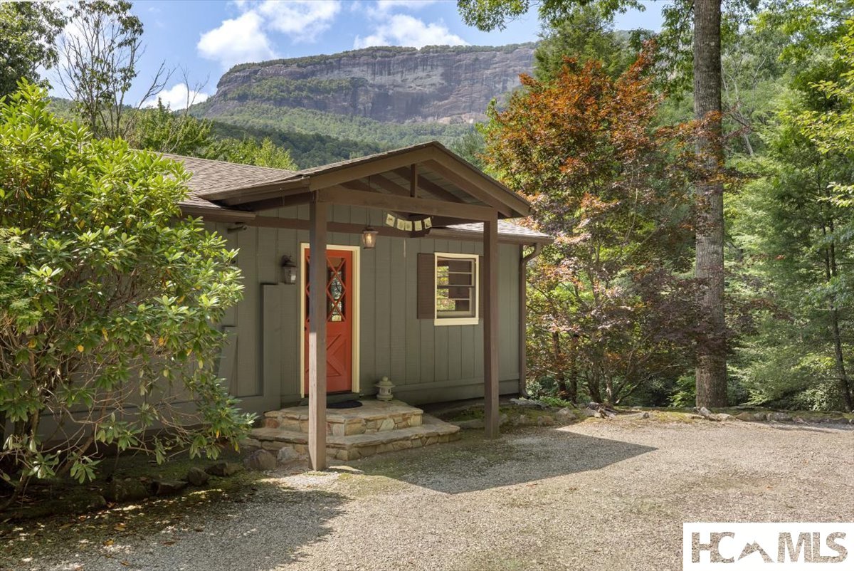 162 Twin Lakes Drive — photo