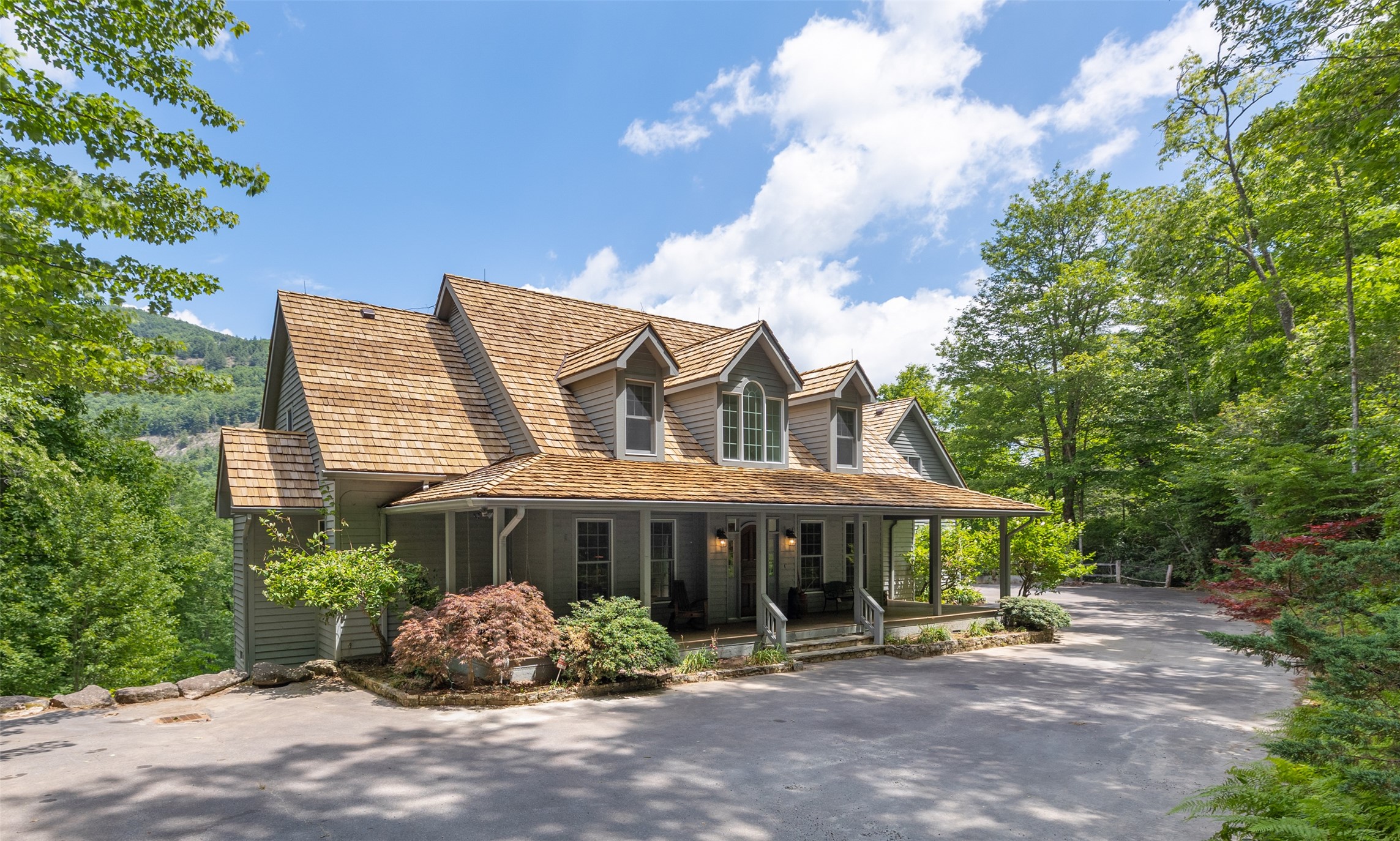 301 Ruffed Grouse Road — photo
