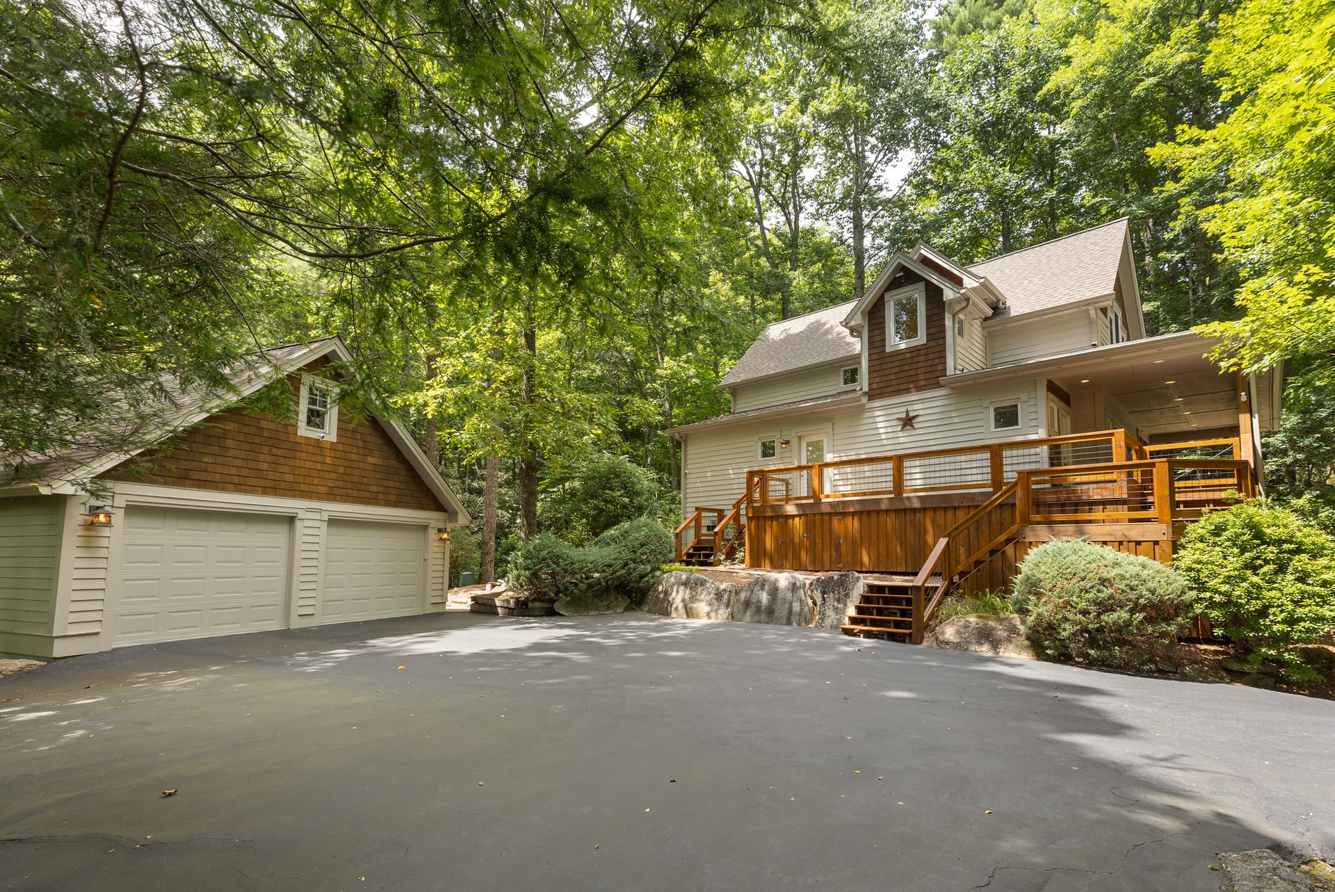 51 Evergreen Drive — photo