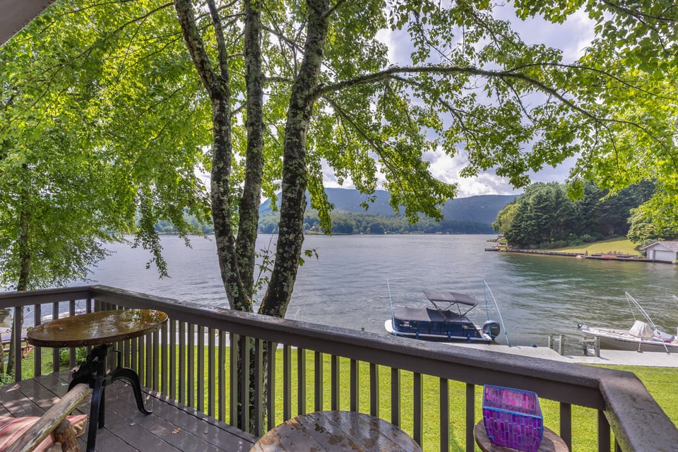 82 Innsbrook Drive — photo