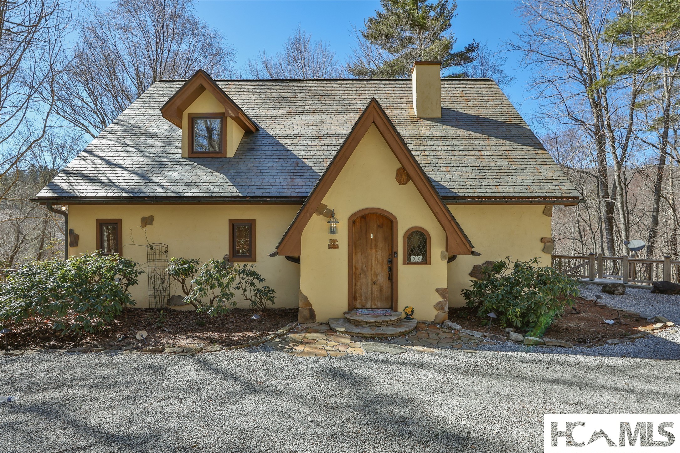 34 Red Cedar Court — photo