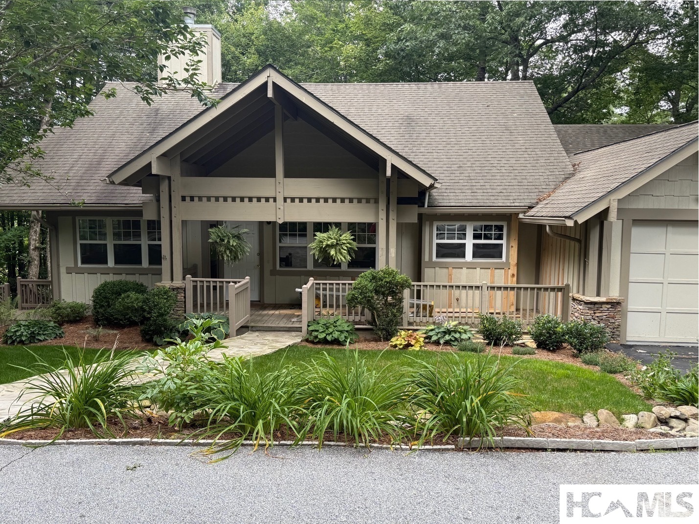 55 Wood Lily Way — photo