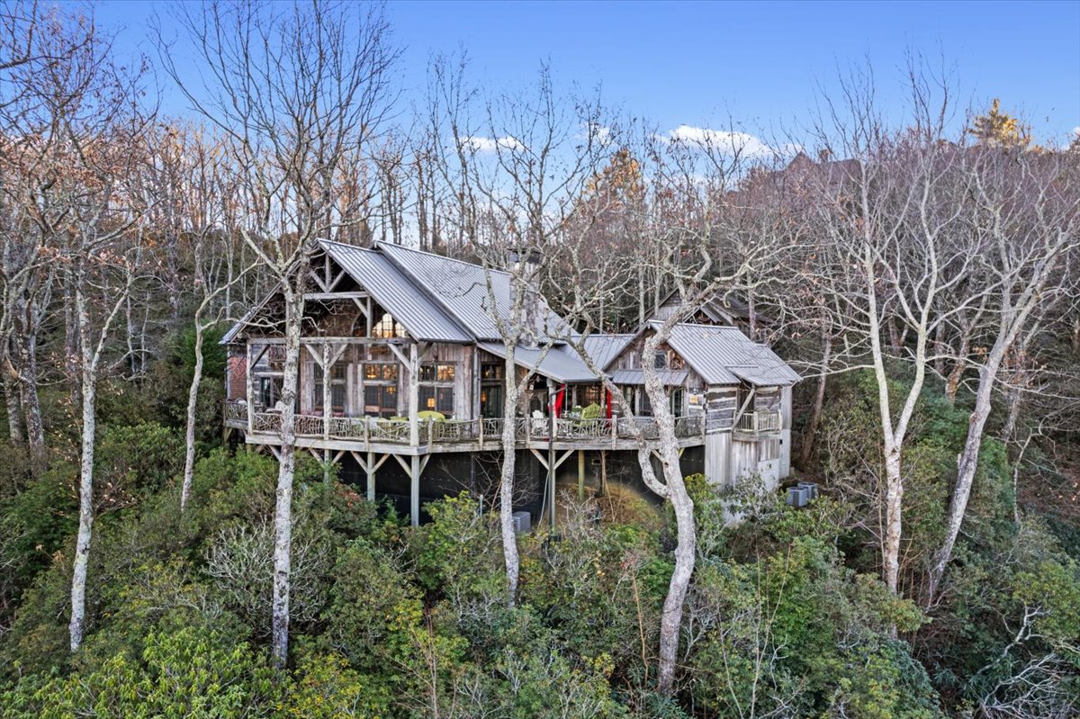230 Toxaway Drive — photo