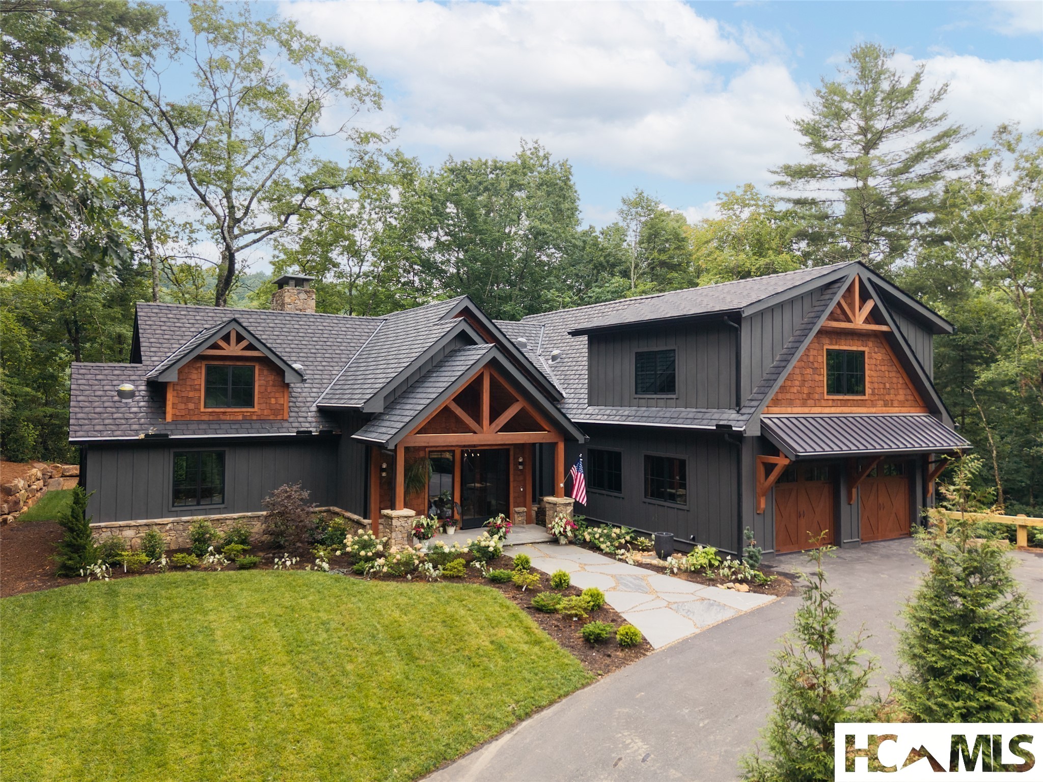 683 Winding Creek Road — photo