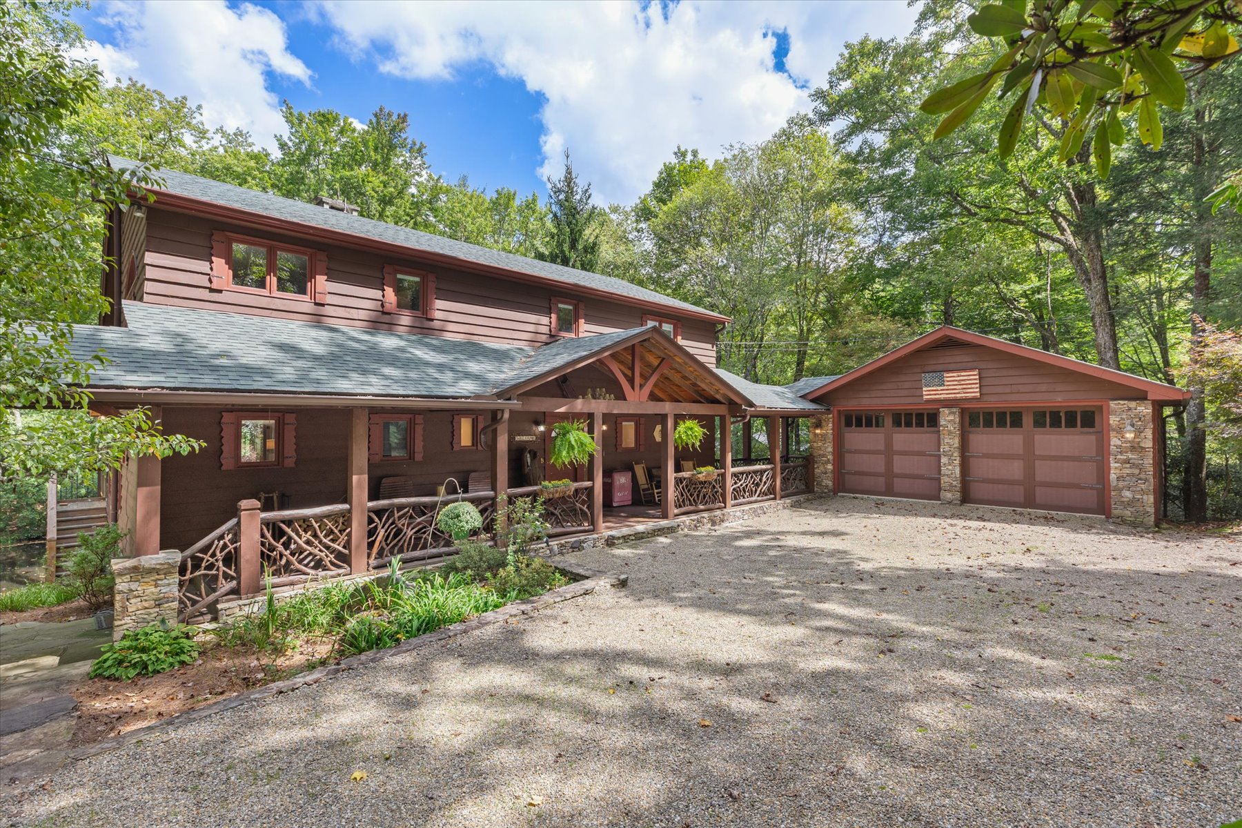 104 Pheasant Run — photo