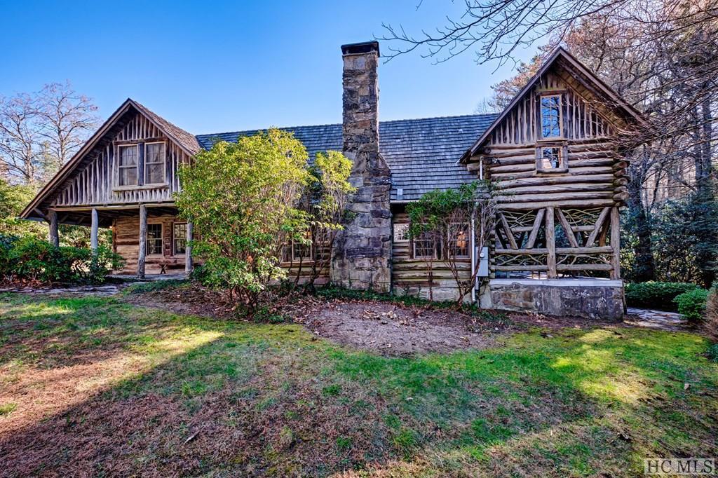 3585 Cashiers Road — photo