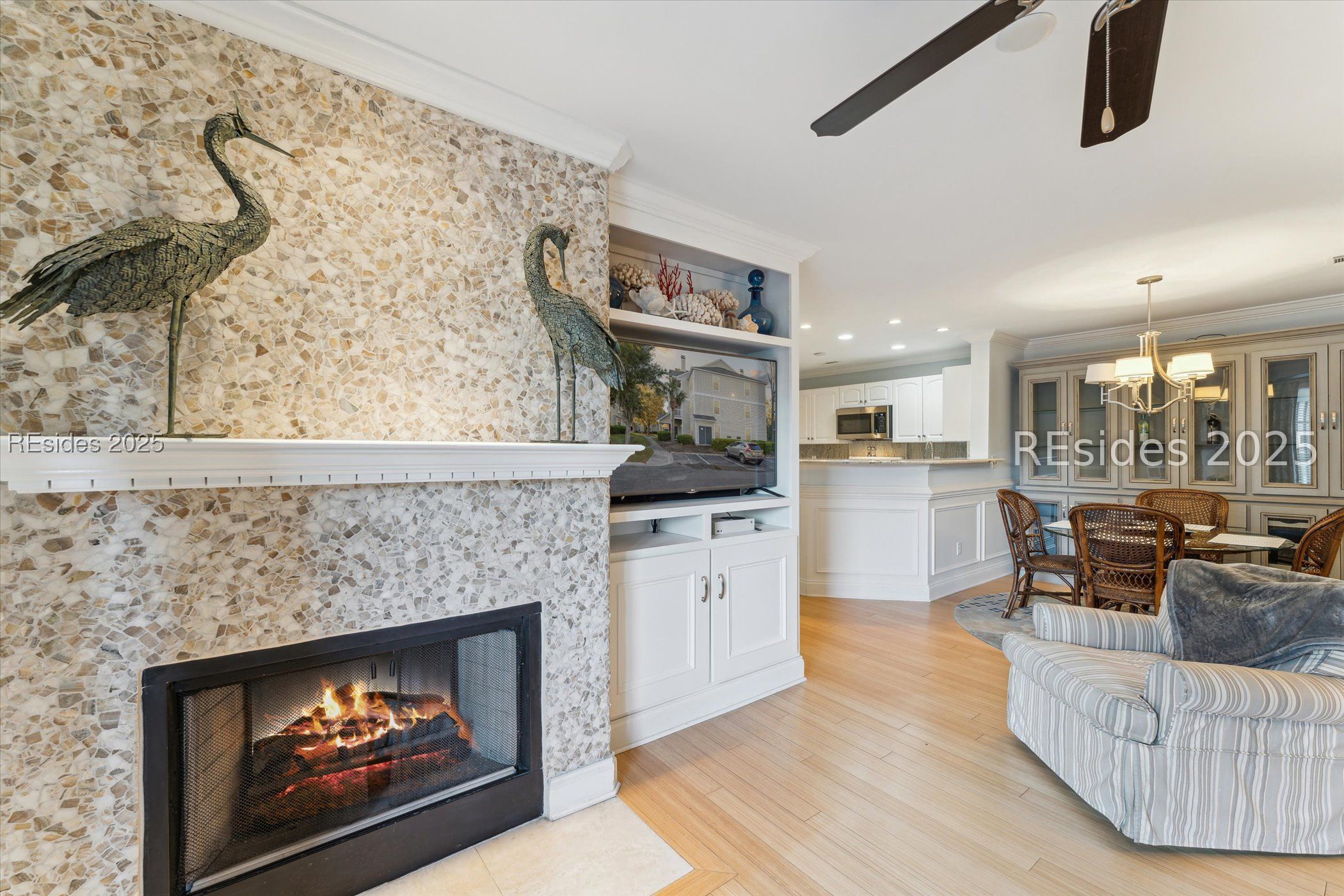 100 Kensington Boulevard 819 — photo