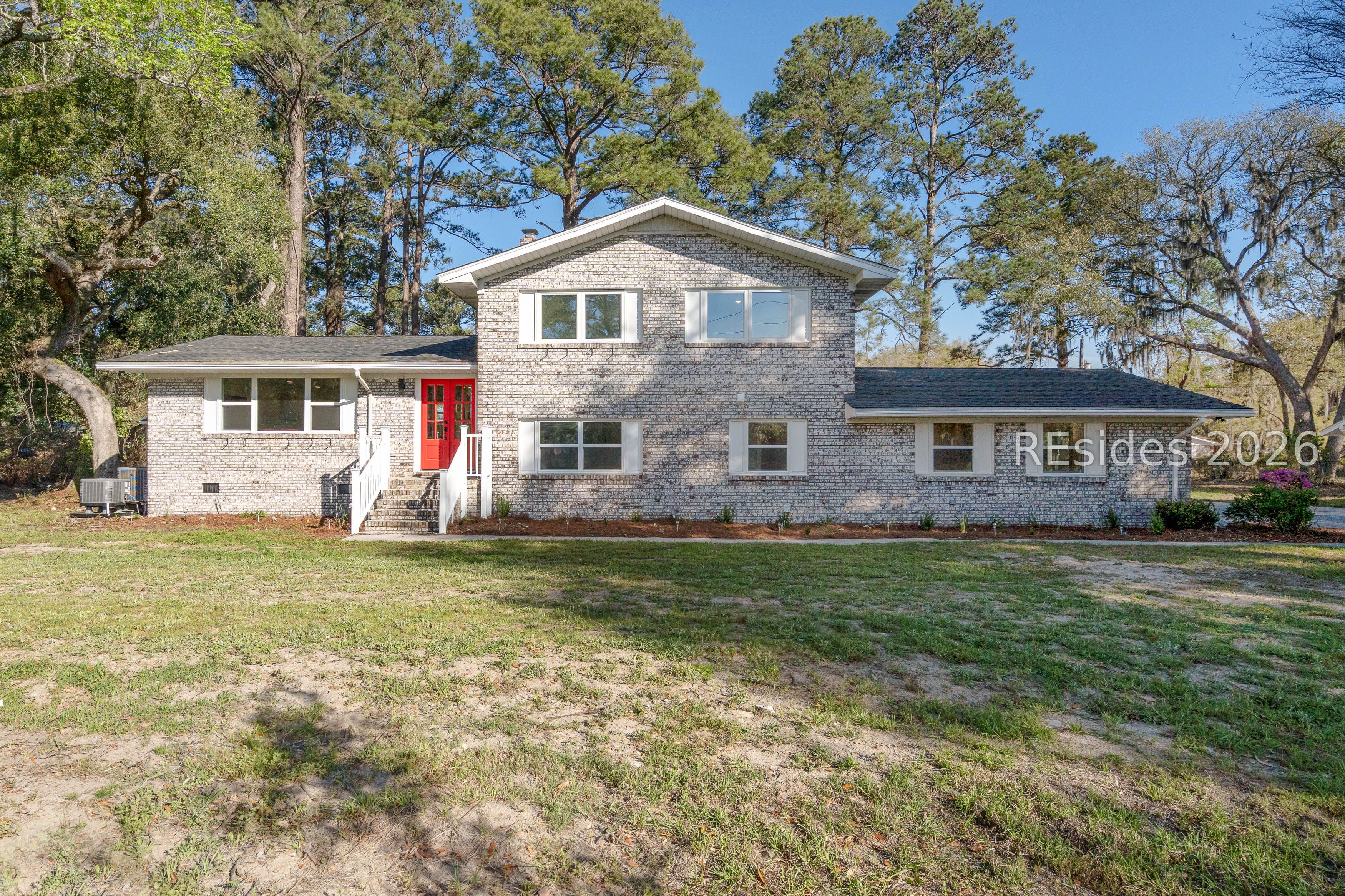 656 Broad River Boulevard — photo