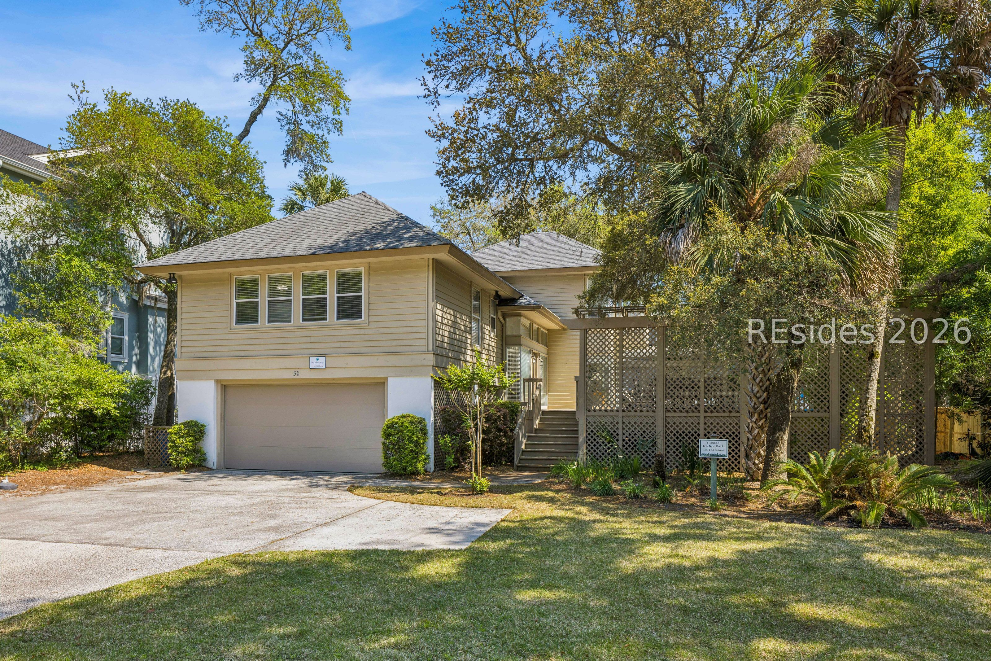 30 Forest Beach Drive — photo