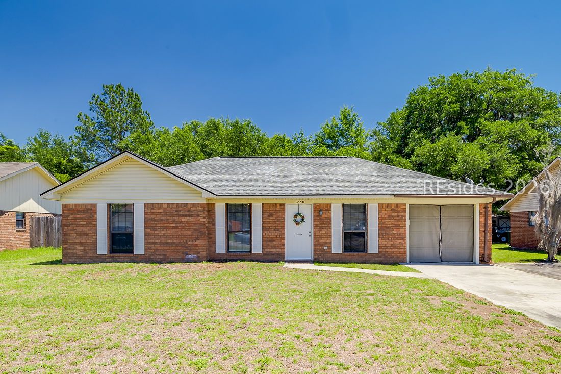 1750 Ashton Drive — photo