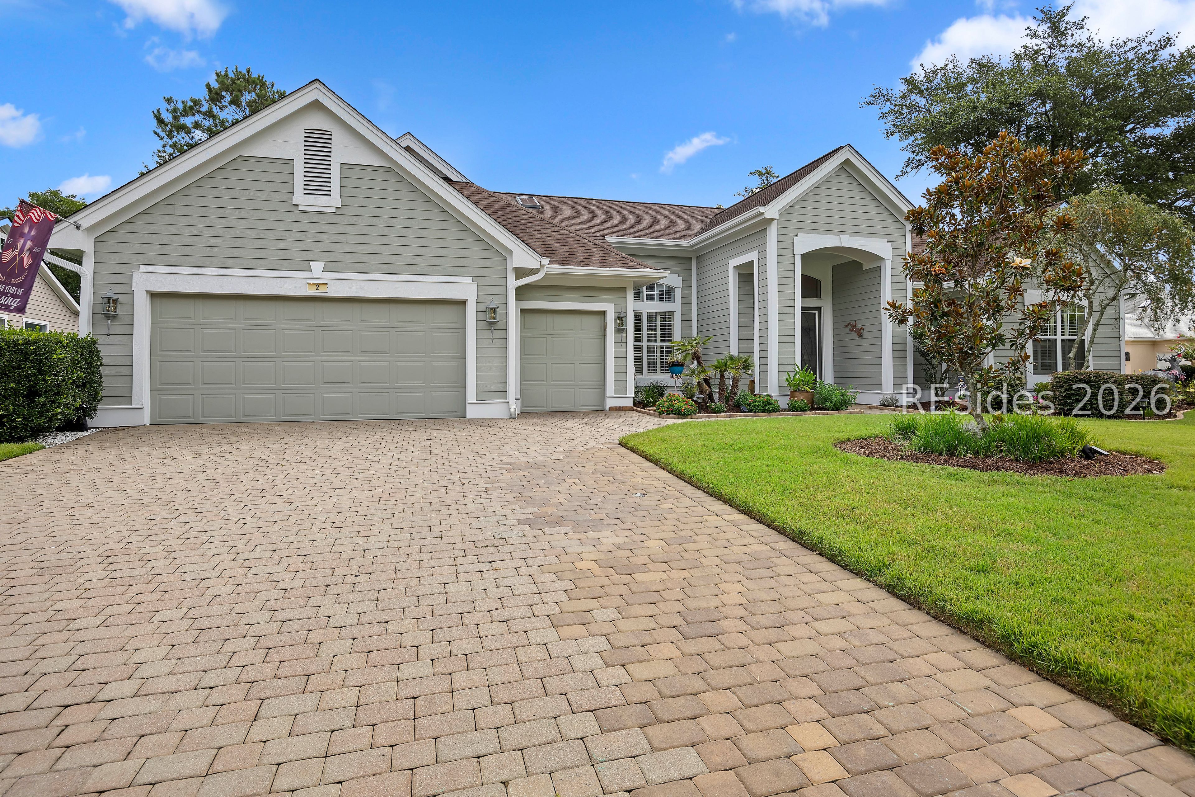 2 Lake Somerset Circle — photo