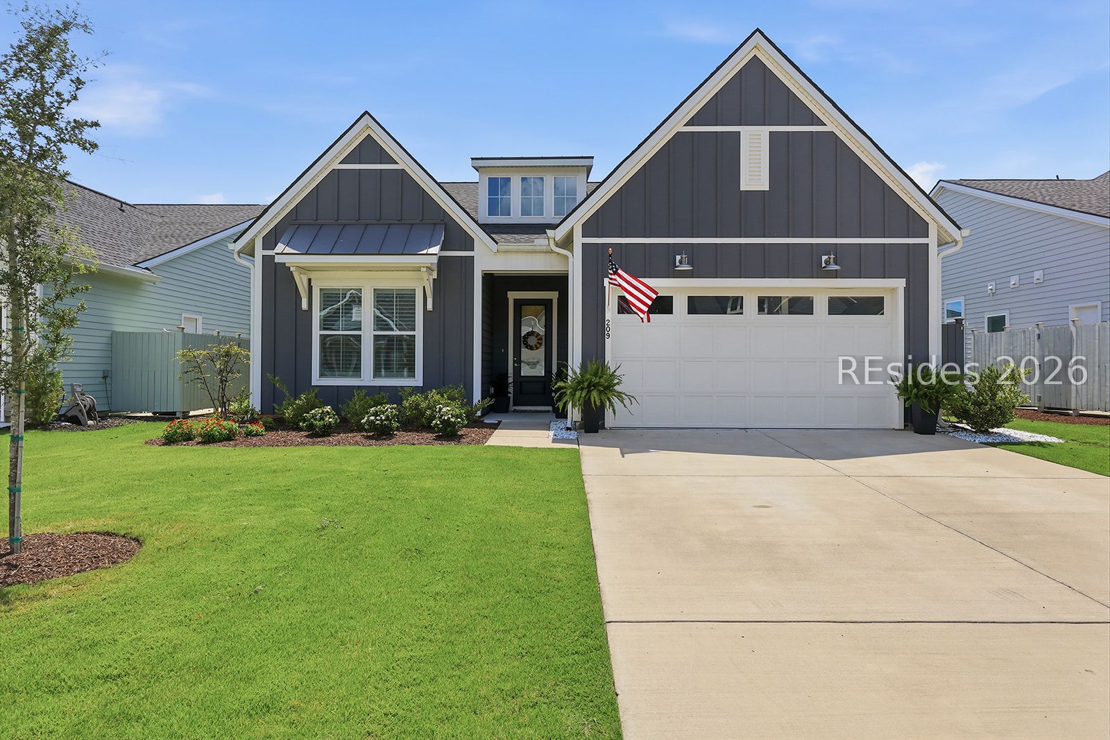 209 Foxbriar Court — photo