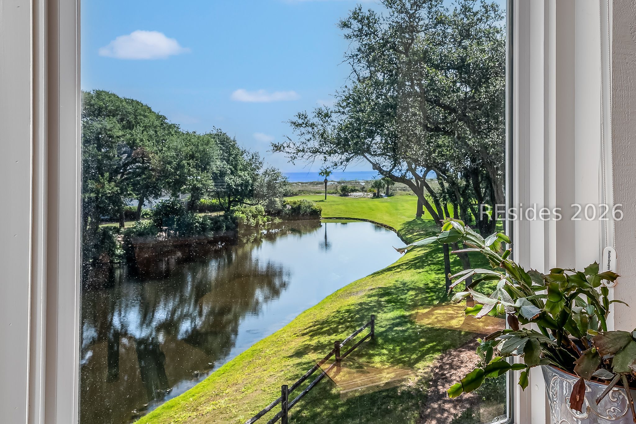 31 Ocean Point S — photo