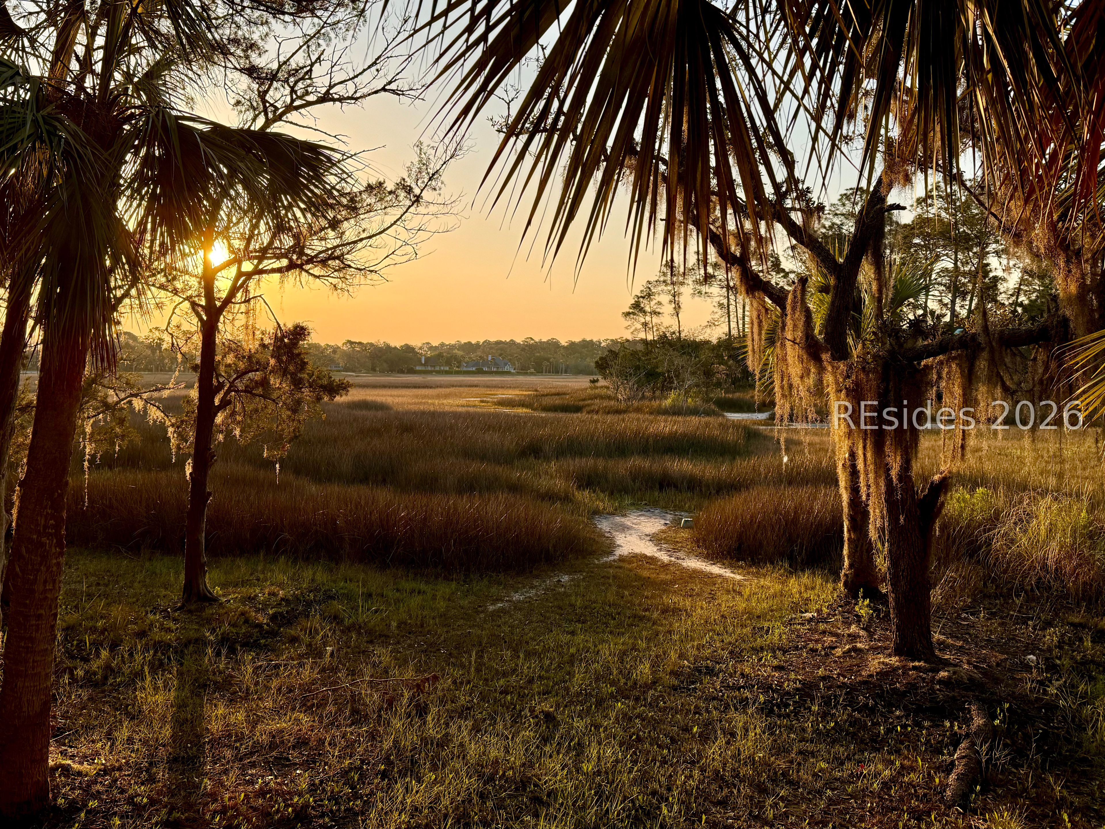 12 Palm Isle Court — photo
