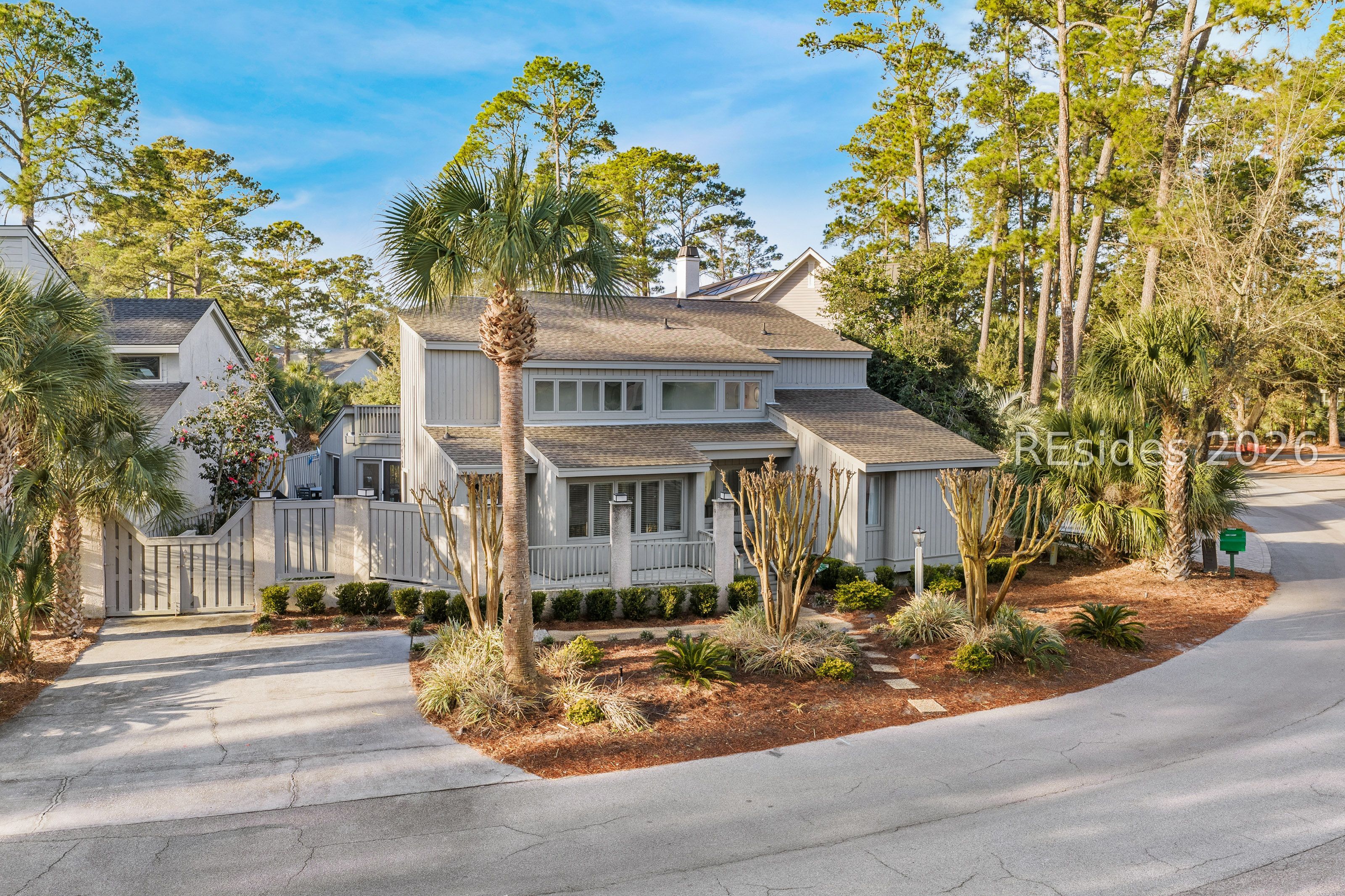 8 Windjammer Court — photo