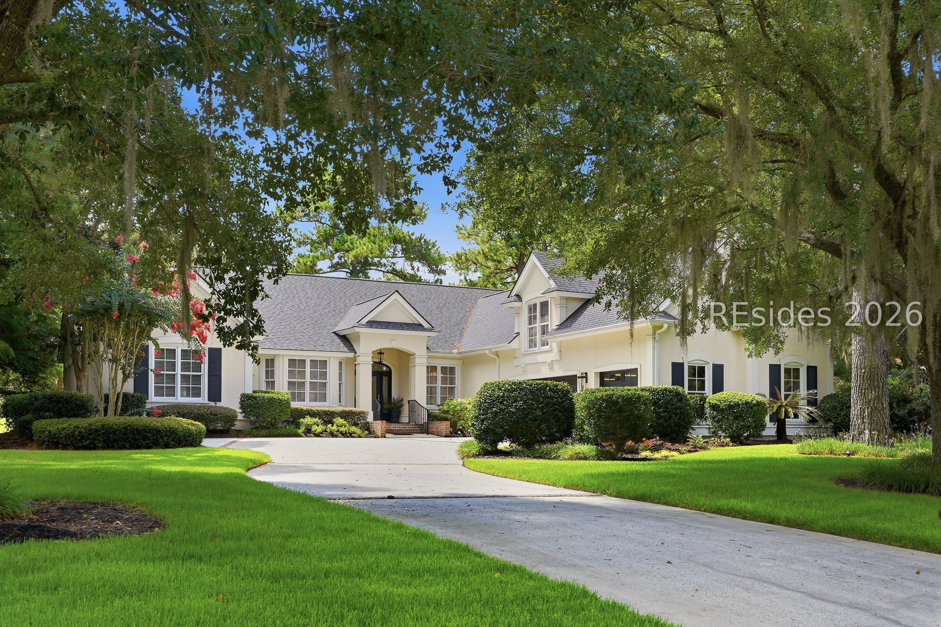 23 Lexington Drive — photo
