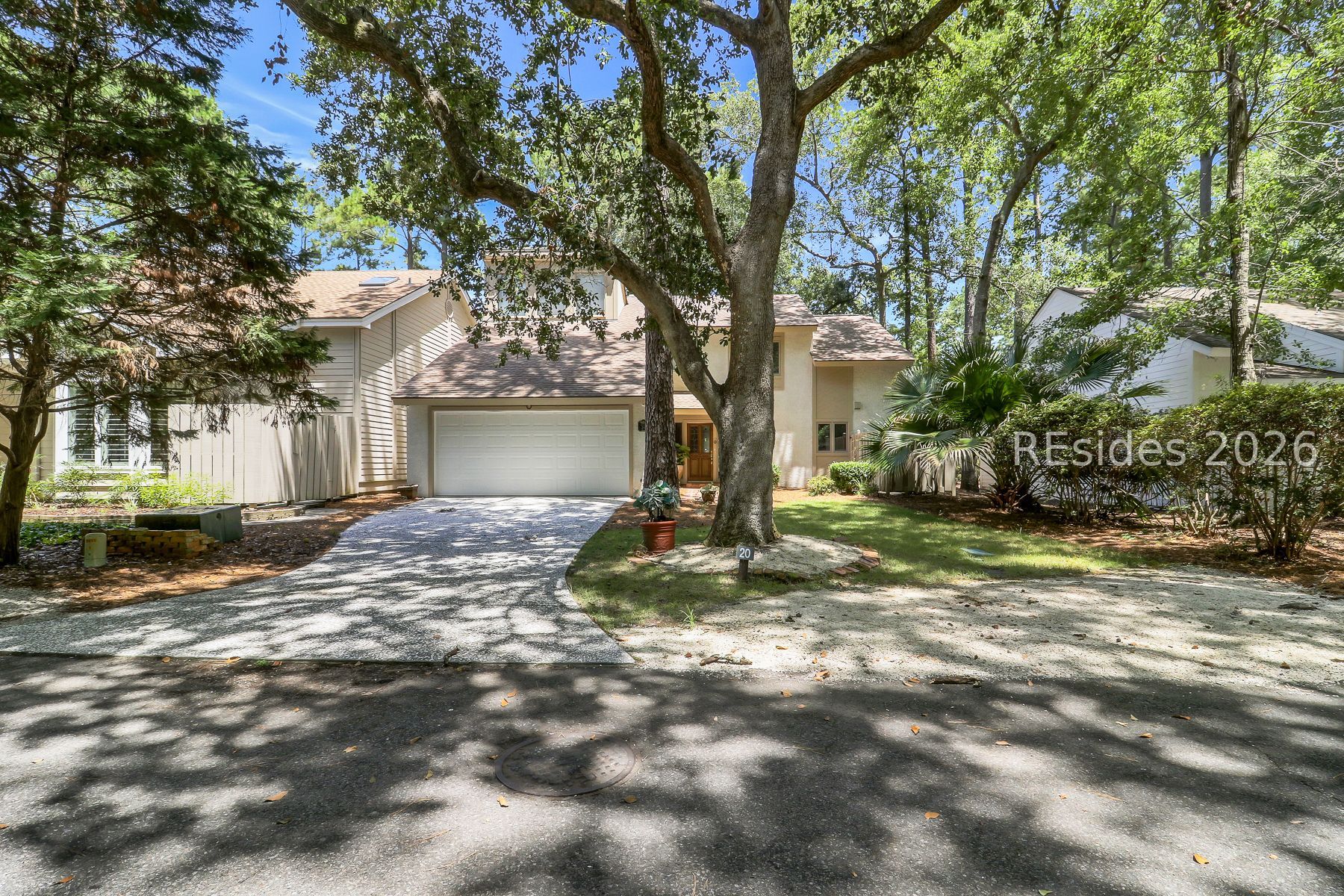 20 Toppin Drive — photo