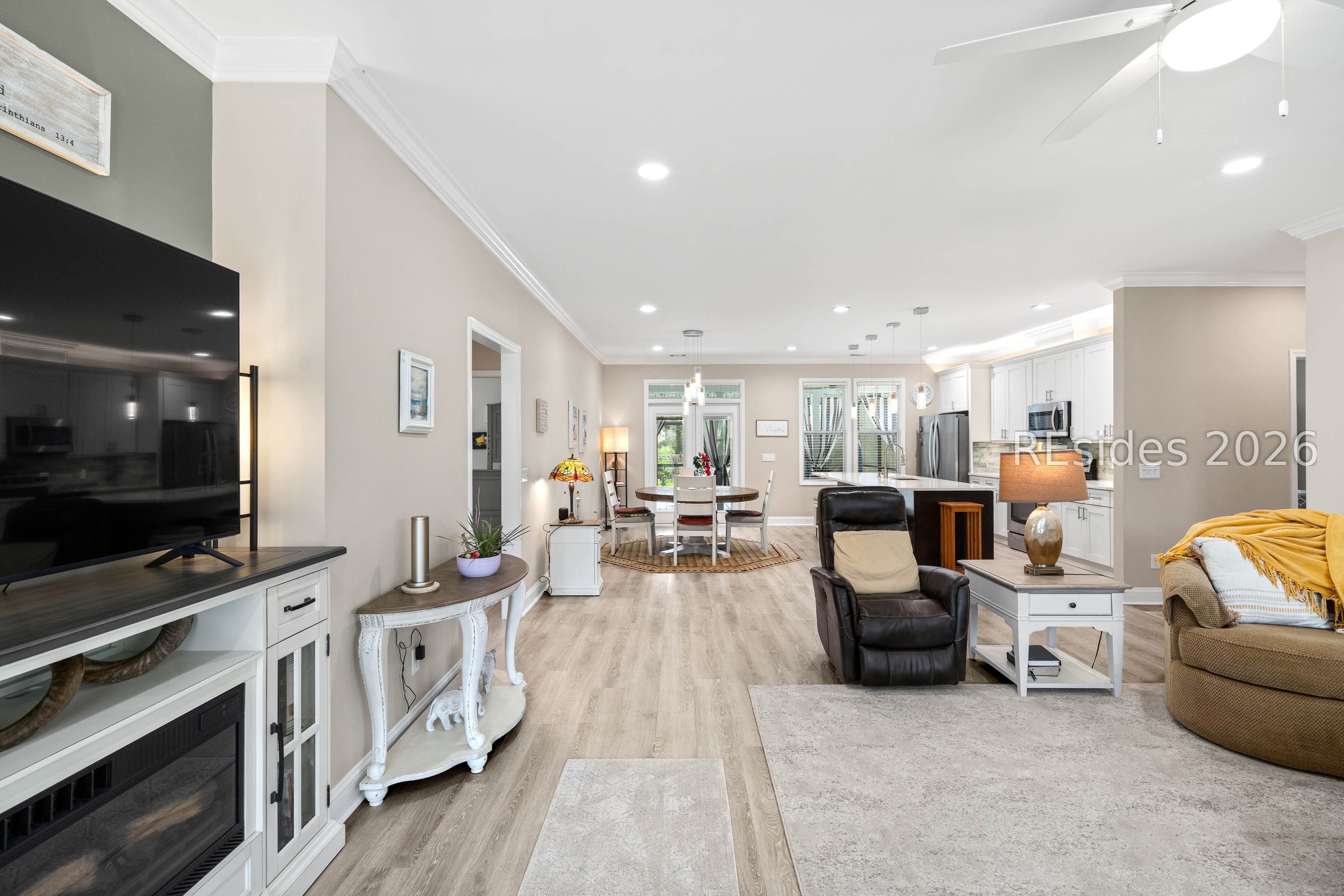 5005 Dogwood Street — photo
