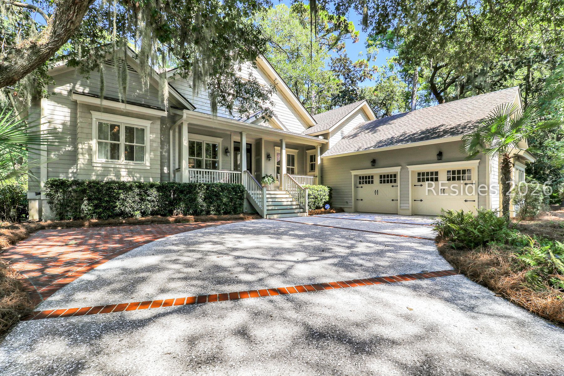 19 Wisteria Lane — photo
