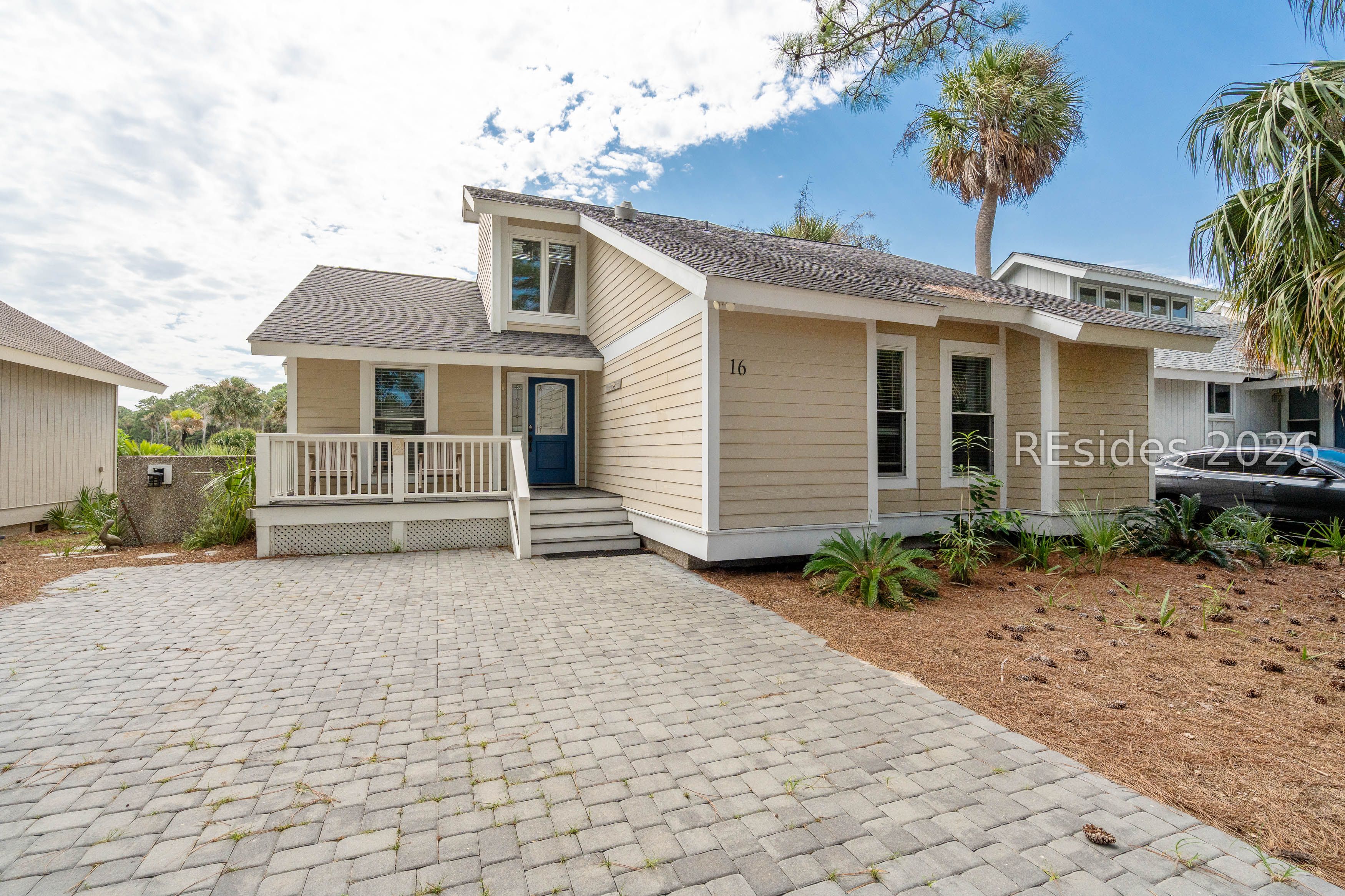 16 Fairway Club Drive — photo