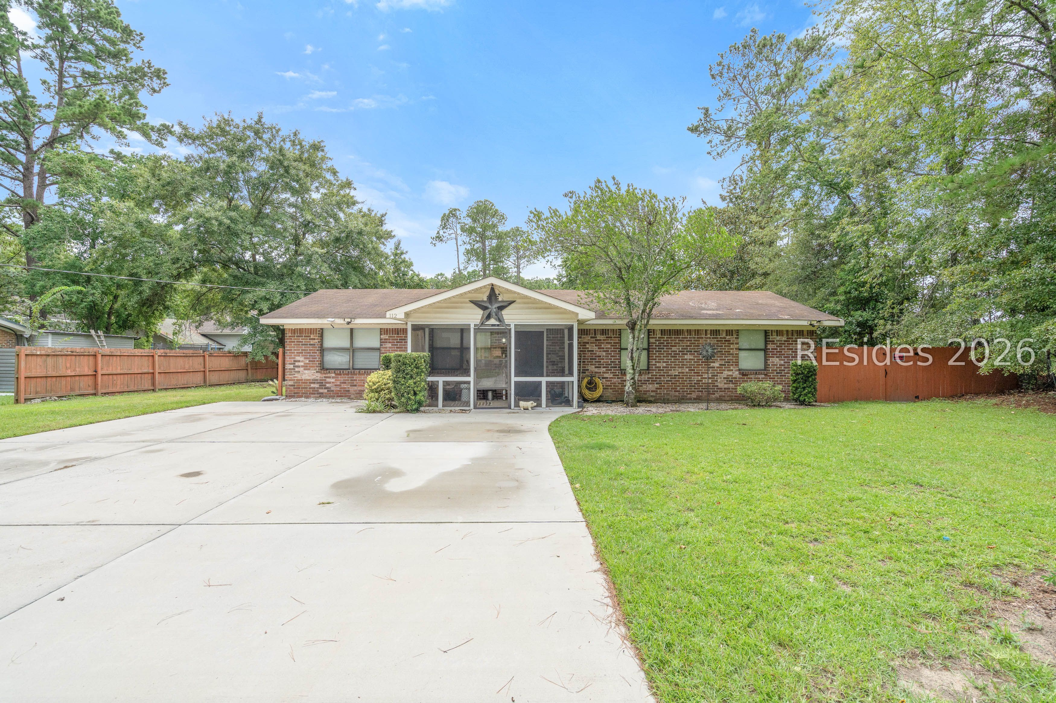112 Sunset Circle — photo