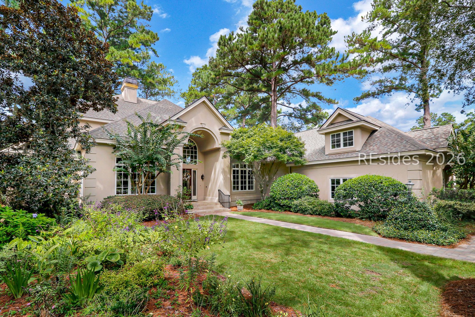 243 Belfair Oaks Boulevard — photo