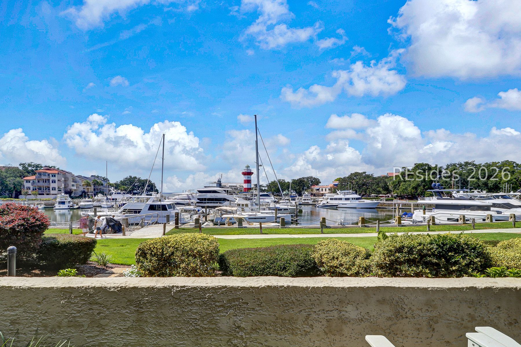 6 Lighthouse Lane 954 — photo