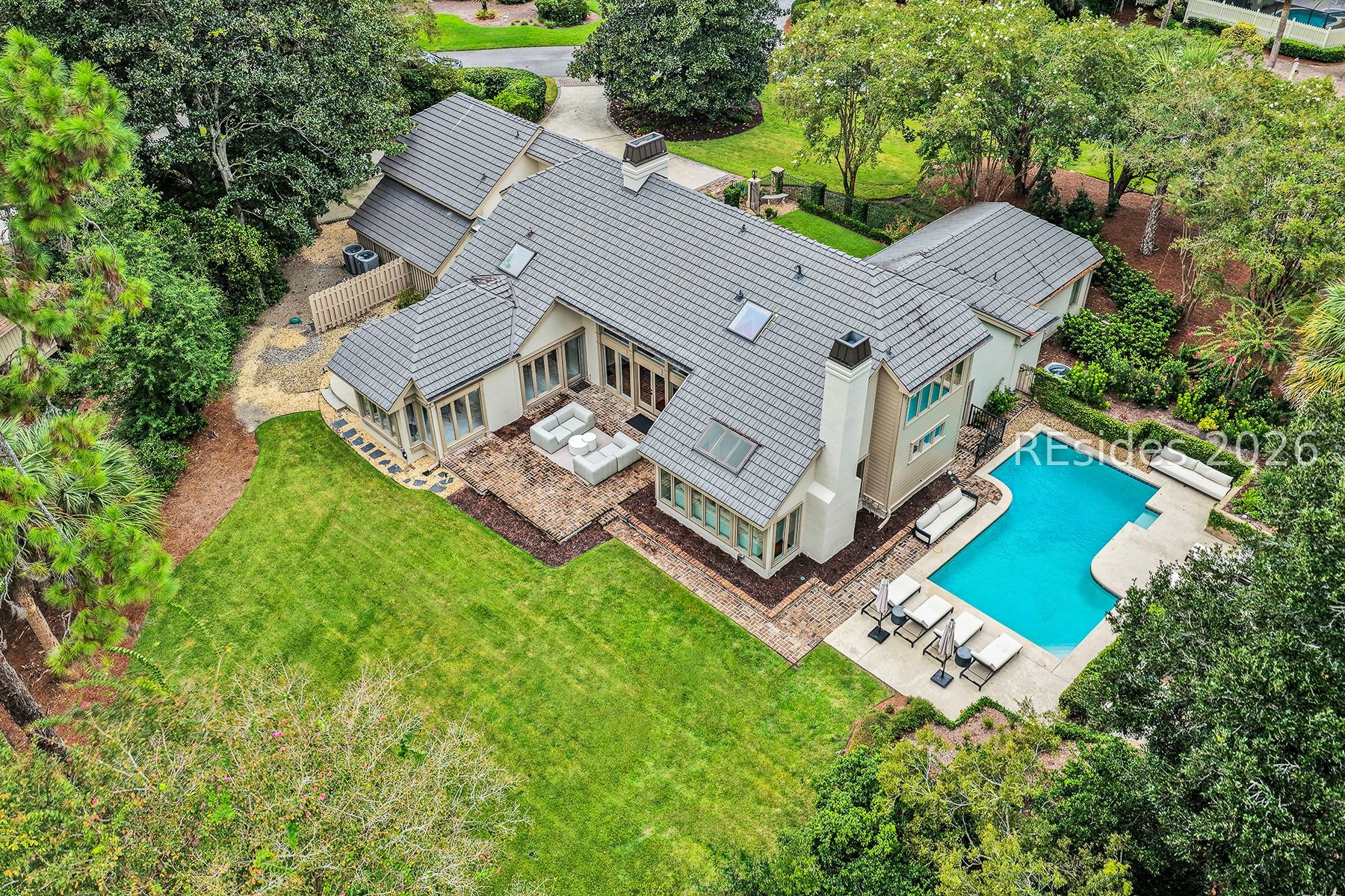18 Marsh Drive — photo
