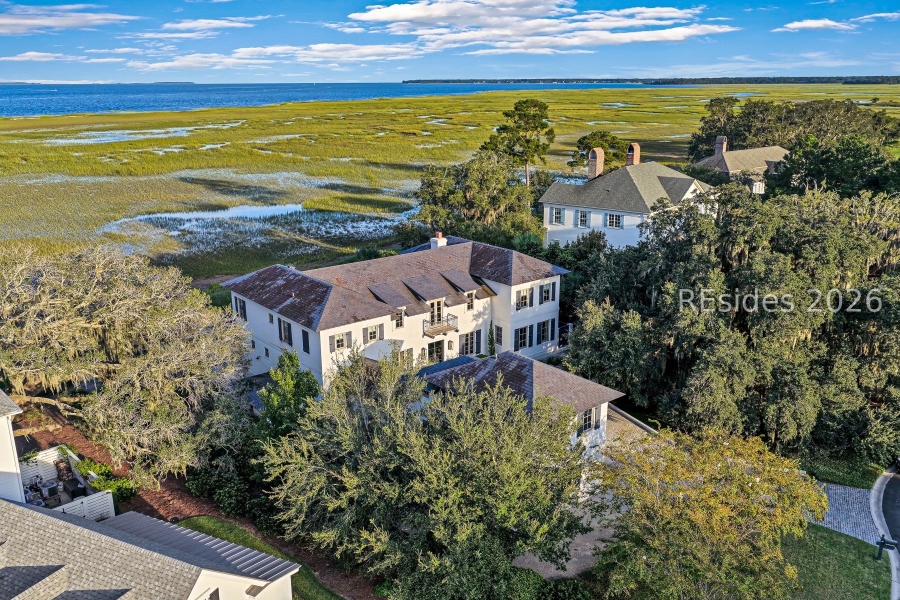 163 Inverness Drive — photo