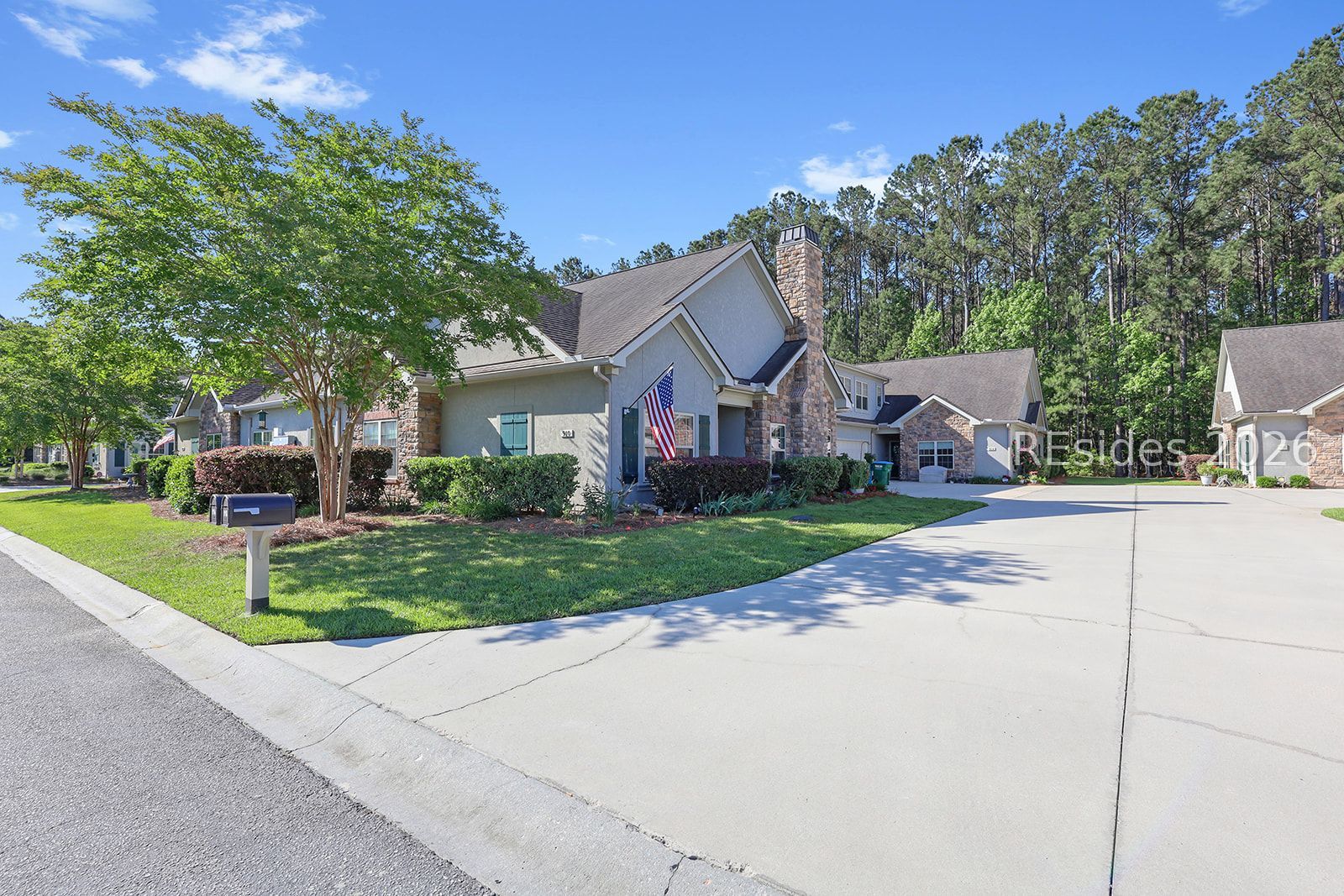 910 Abbey Glen Way Unit 910 — photo