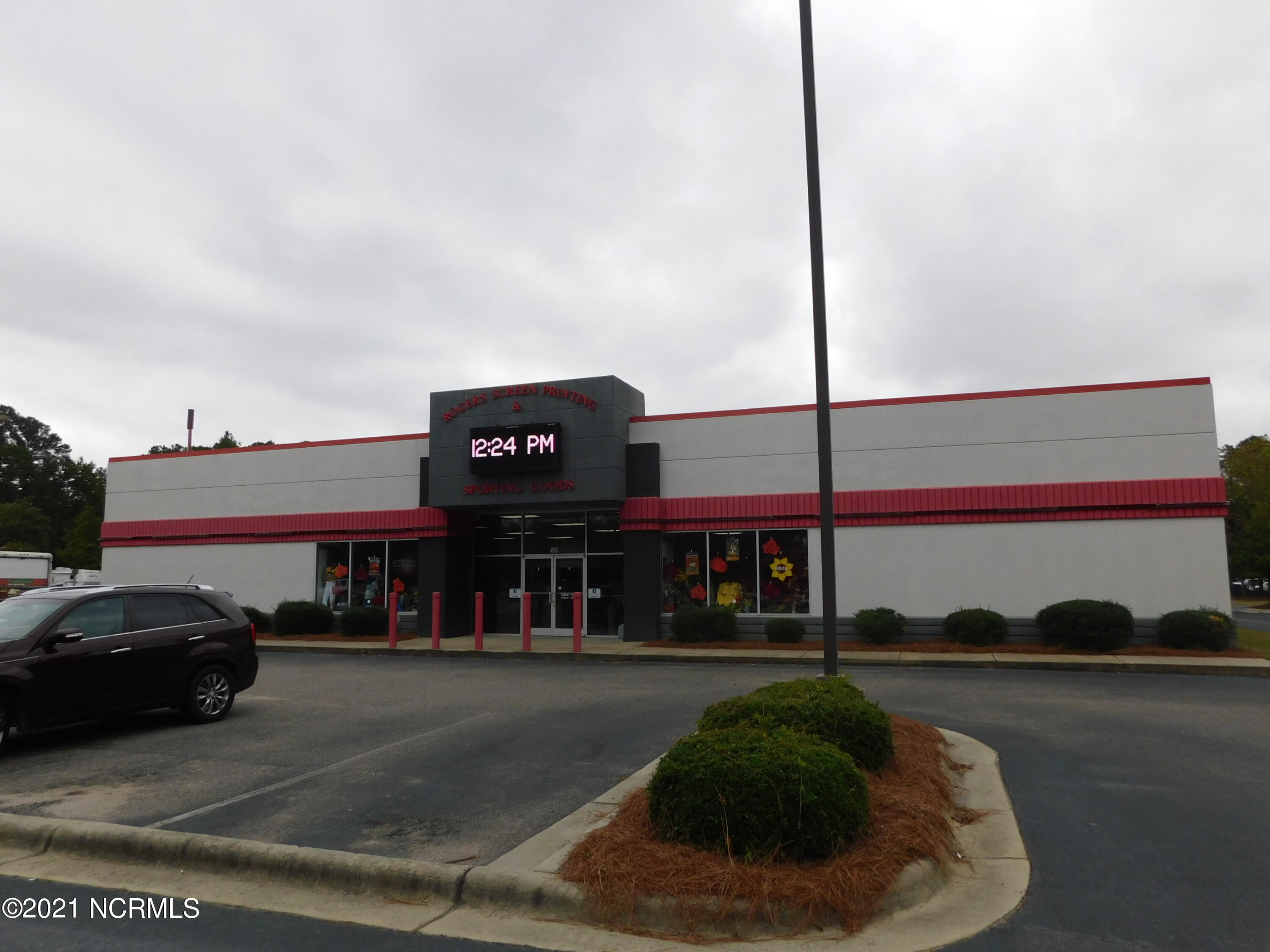 4555 Fayetteville Road — photo