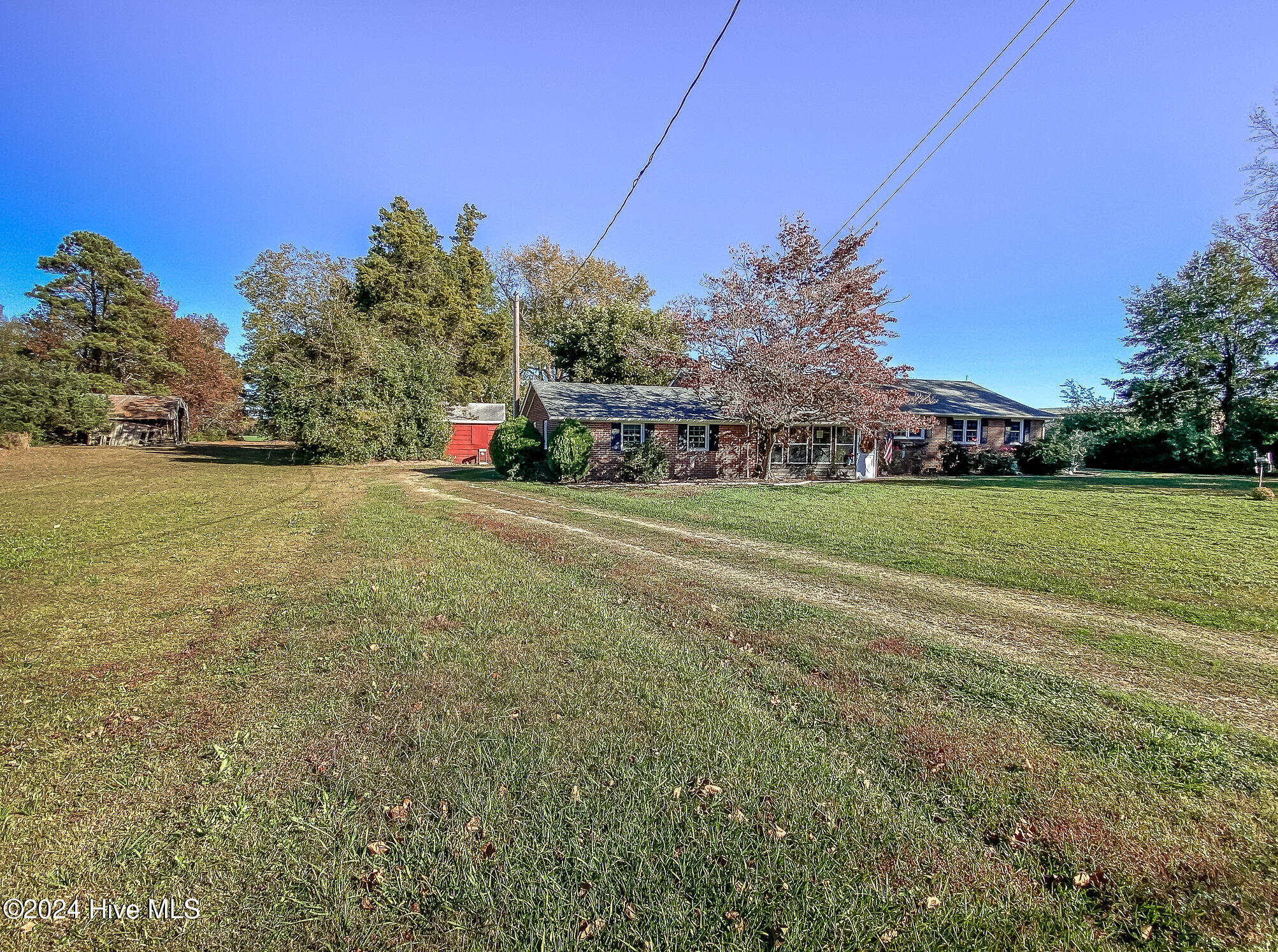 4271 Caratoke Highway — photo