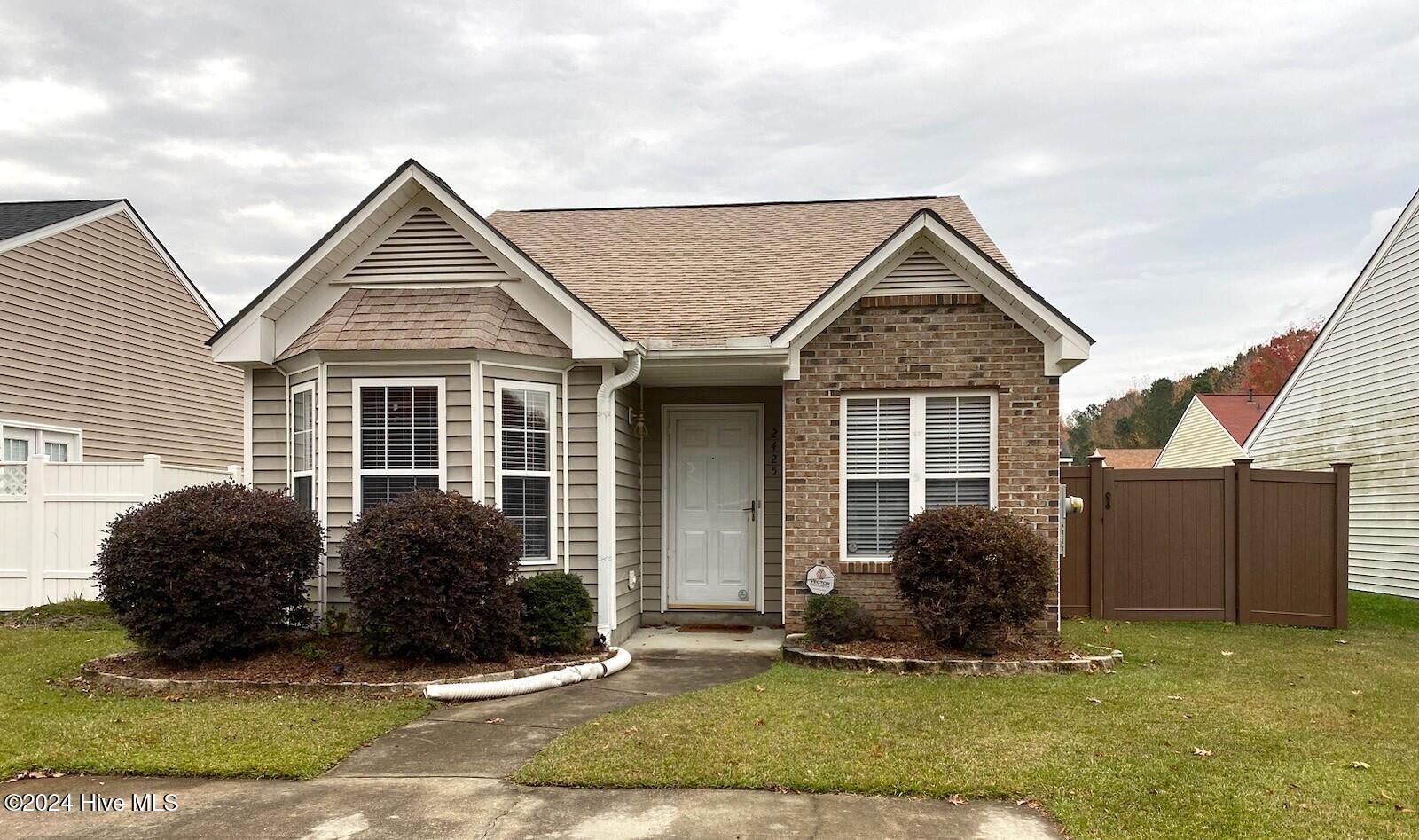 2425 Winding Creek Drive SW — photo