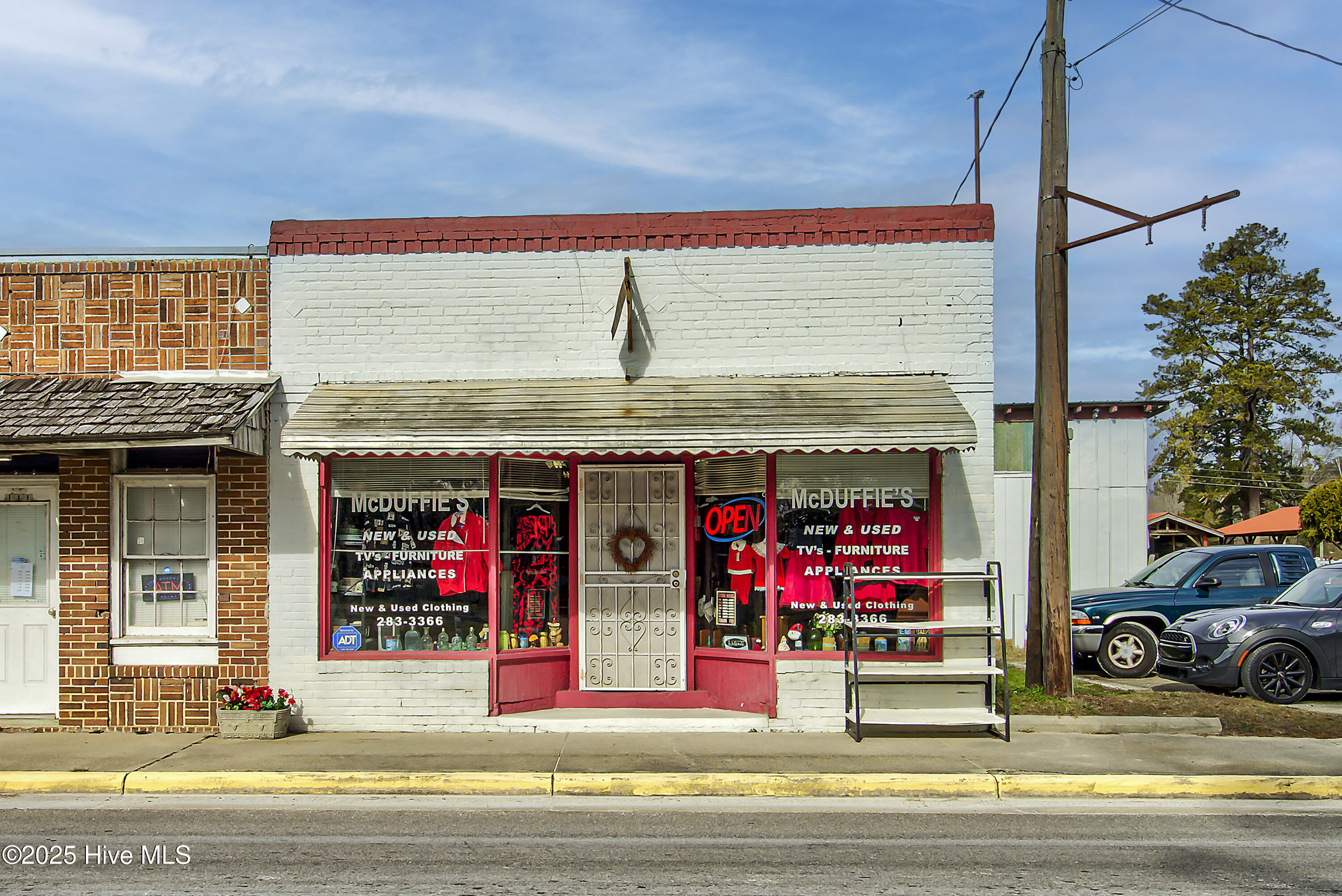113 E Church Street — photo