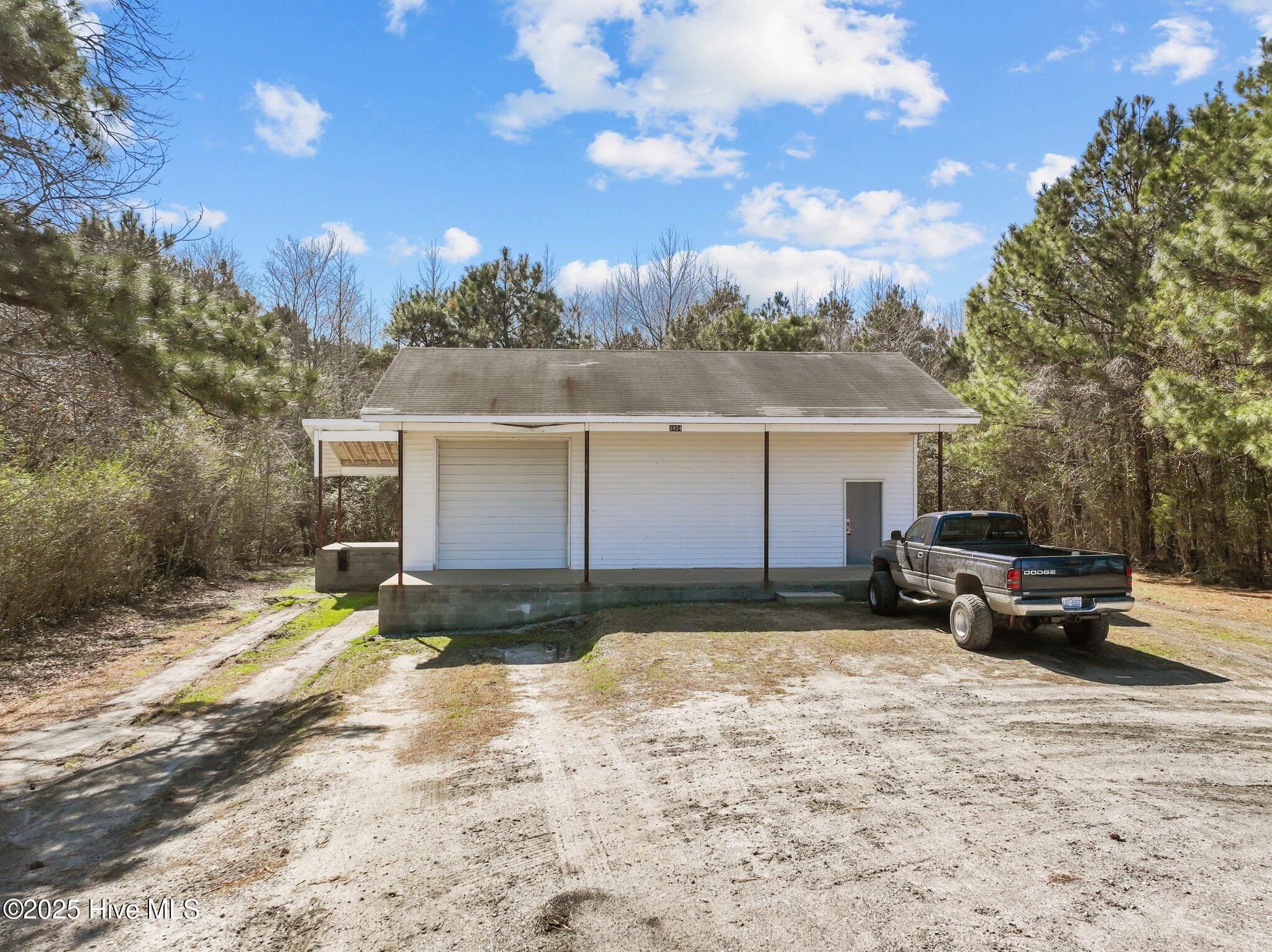 3934 Caratoke Highway — photo